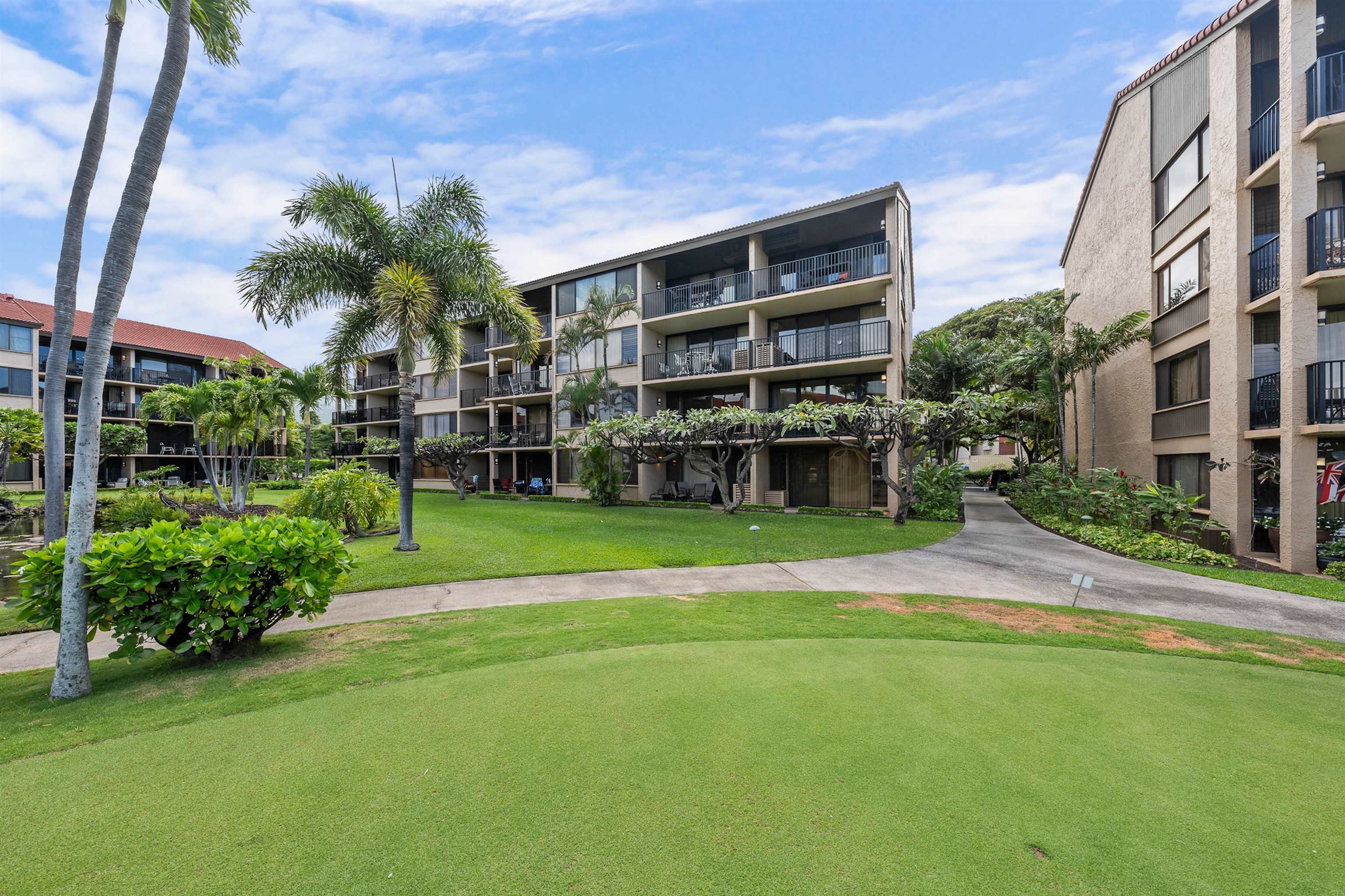 Papakea Resort I II condo # E404, Lahaina, Hawaii - photo 21 of 24