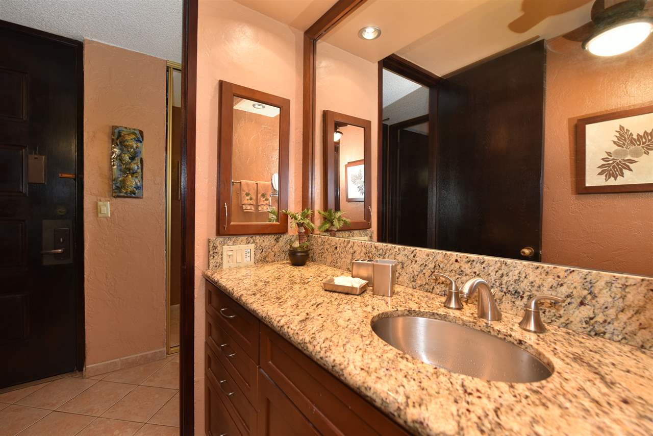 Papakea Resort I II condo # F-106, Lahaina, Hawaii - photo 16 of 30