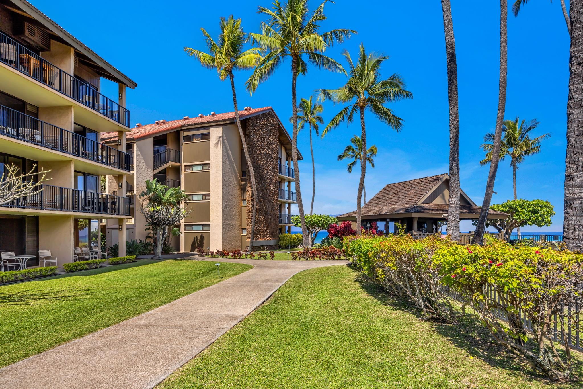 Papakea Resort I II condo # F209, Lahaina, Hawaii - photo 32 of 38