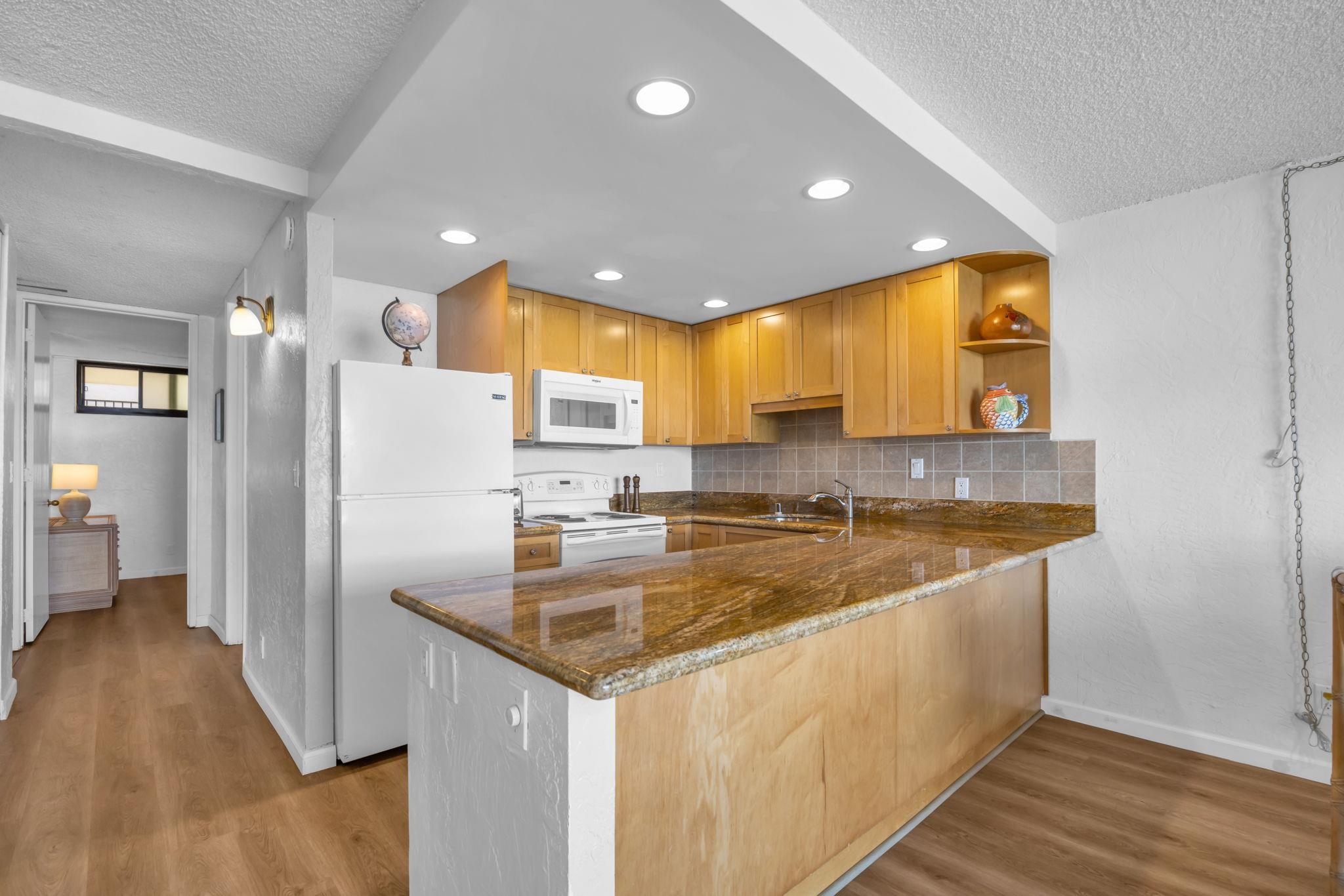 Papakea Resort I II condo # F209, Lahaina, Hawaii - photo 5 of 38