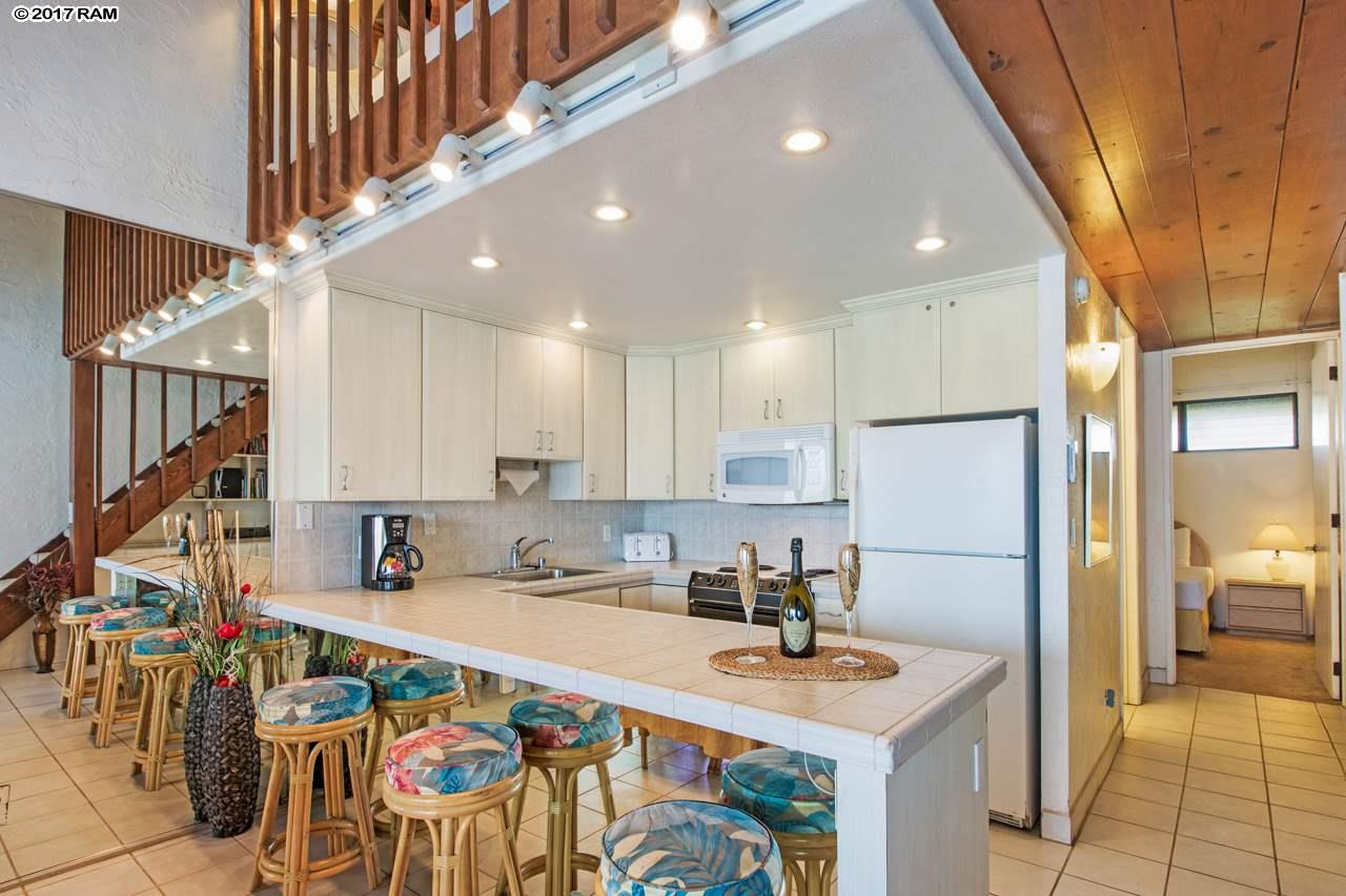 Papakea Resort I II condo # F405, Lahaina, Hawaii - photo 23 of 30