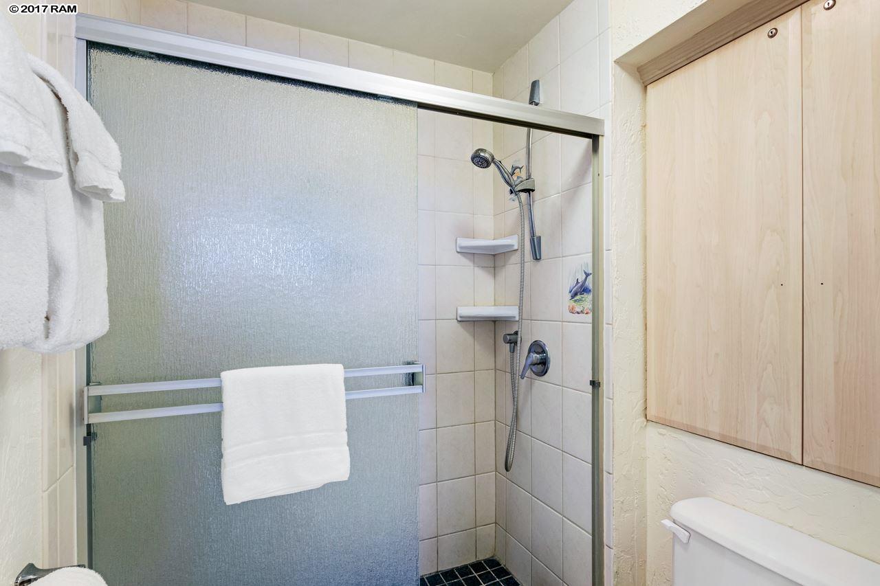 Papakea Resort I II condo # F405, Lahaina, Hawaii - photo 24 of 30