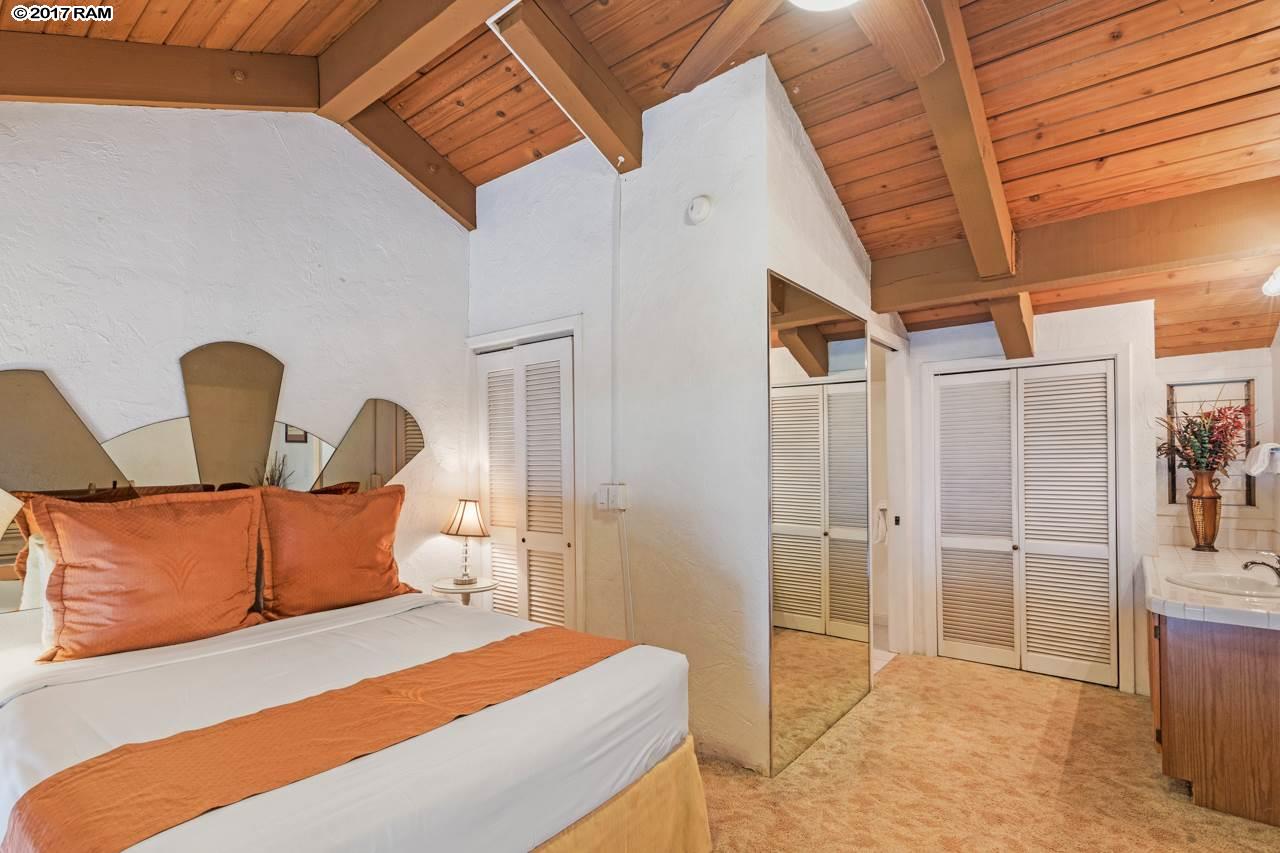 Papakea Resort I II condo # F405, Lahaina, Hawaii - photo 29 of 30