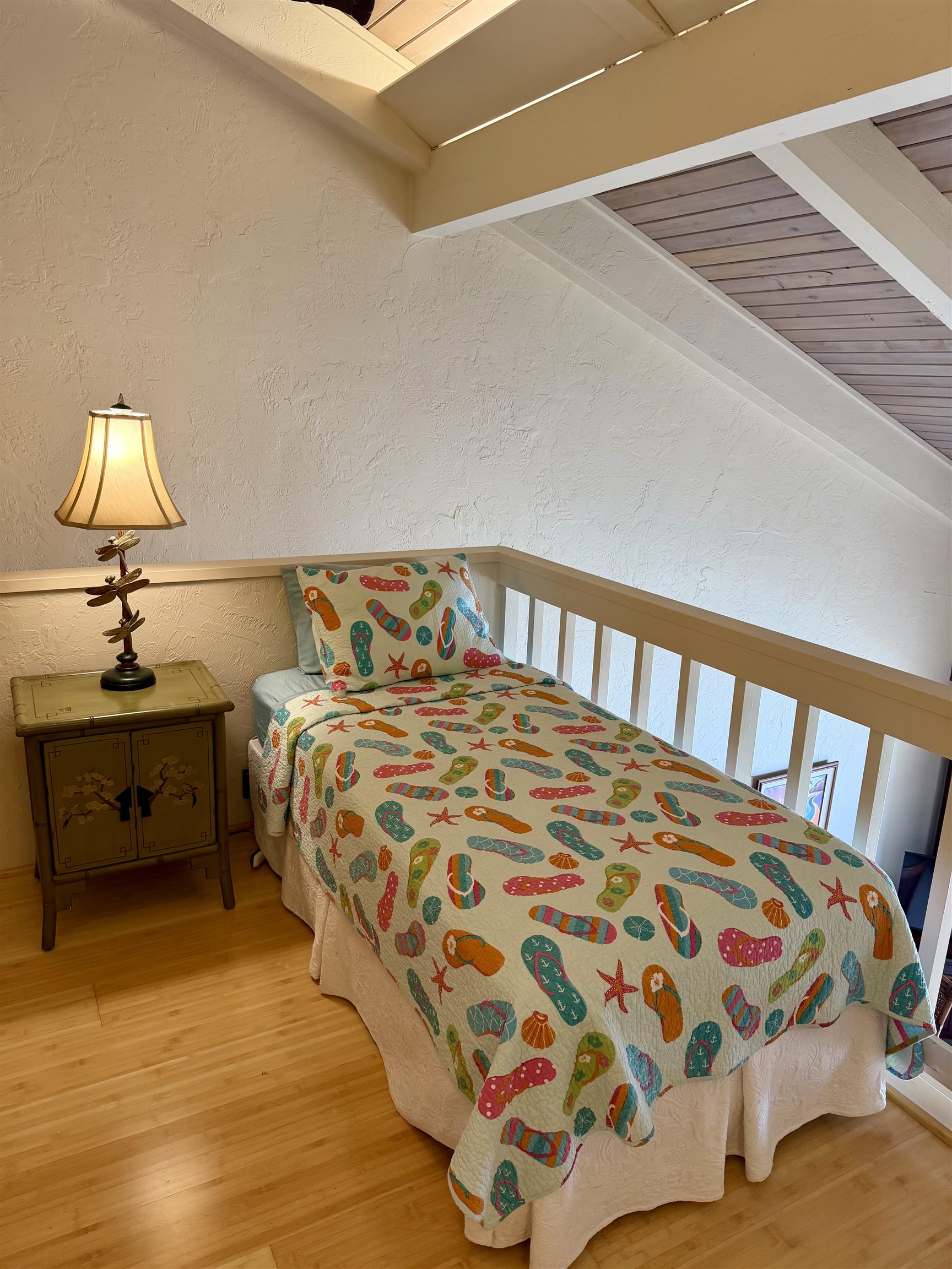 Papakea Resort I II condo # F406, Lahaina, Hawaii - photo 17 of 39