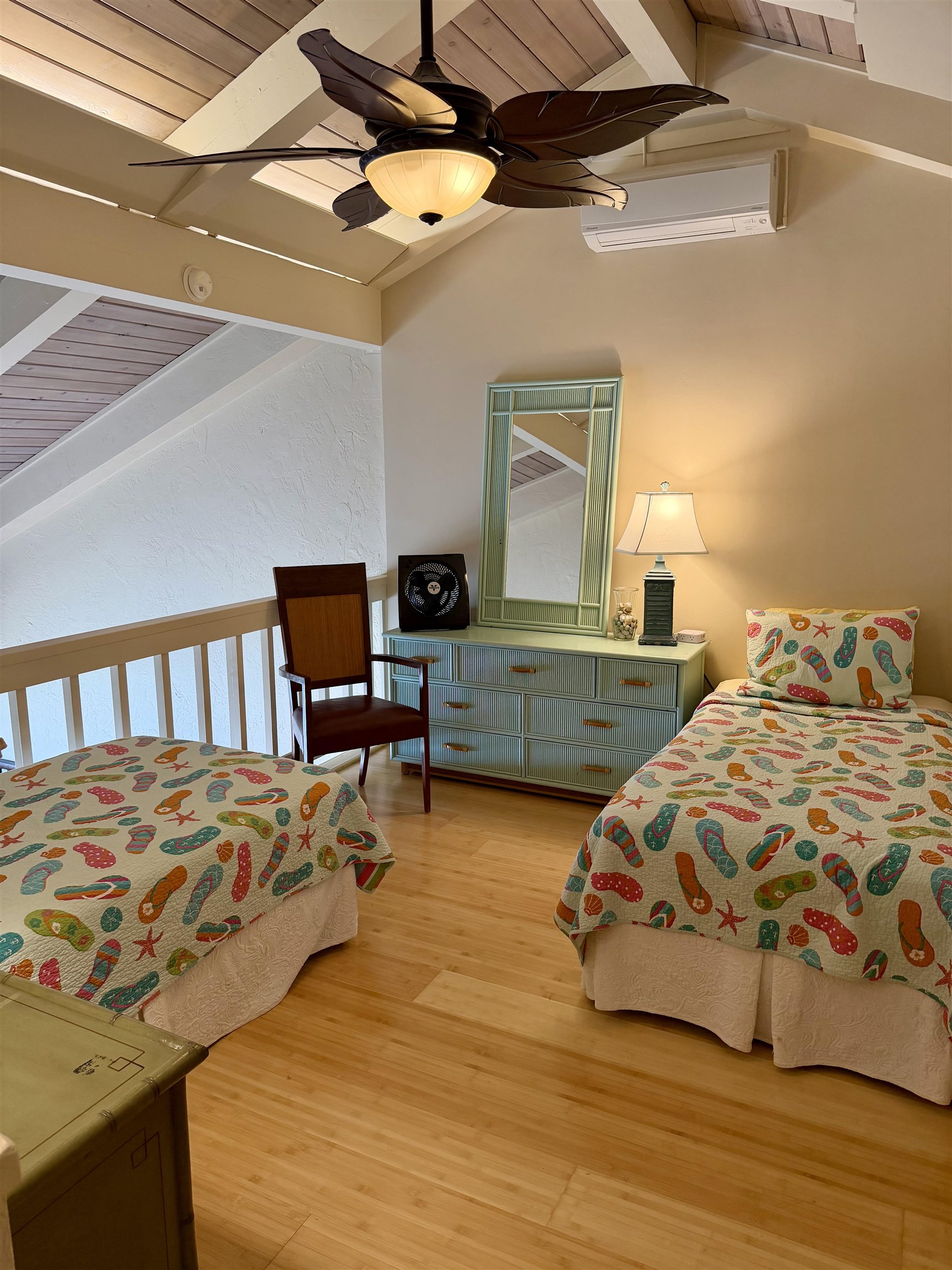 Papakea Resort I II condo # F406, Lahaina, Hawaii - photo 19 of 39