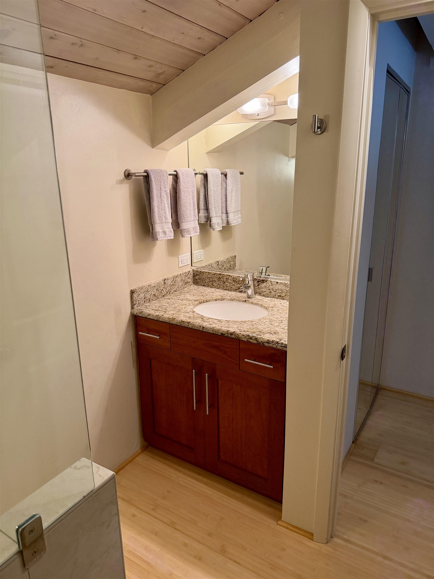 Papakea Resort I II condo # F406, Lahaina, Hawaii - photo 20 of 39