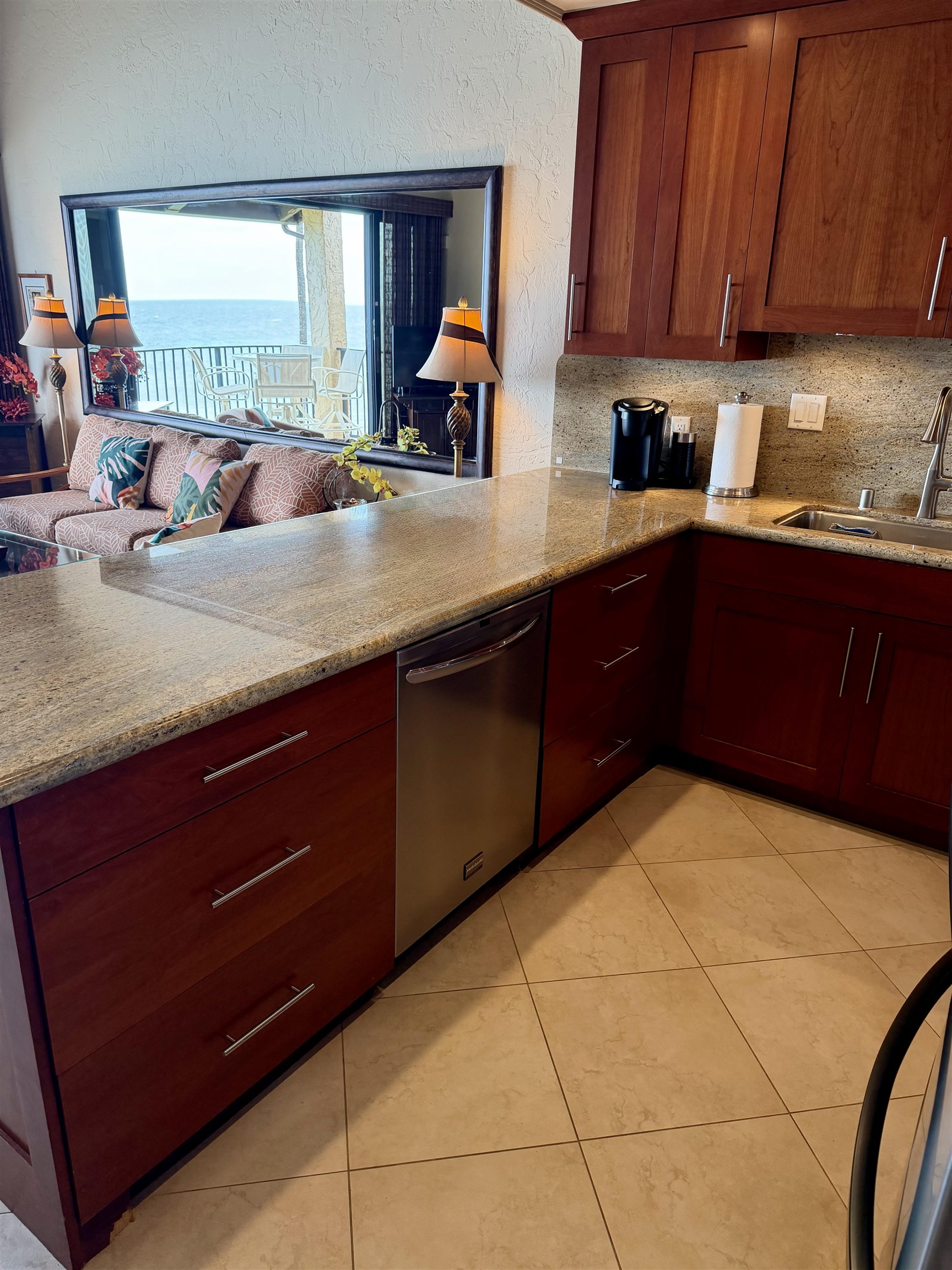 Papakea Resort I II condo # F406, Lahaina, Hawaii - photo 30 of 39