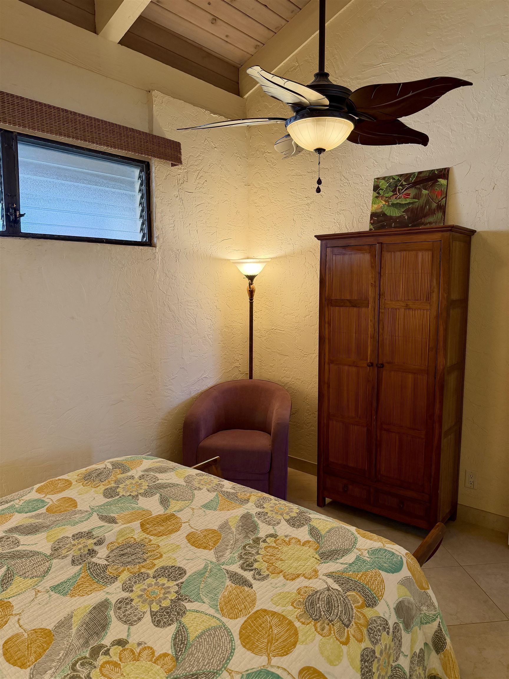 Papakea Resort I II condo # F406, Lahaina, Hawaii - photo 6 of 39
