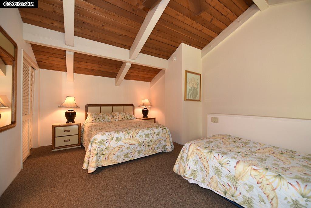 Papakea Resort I II condo # F 408, Lahaina, Hawaii - photo 10 of 19