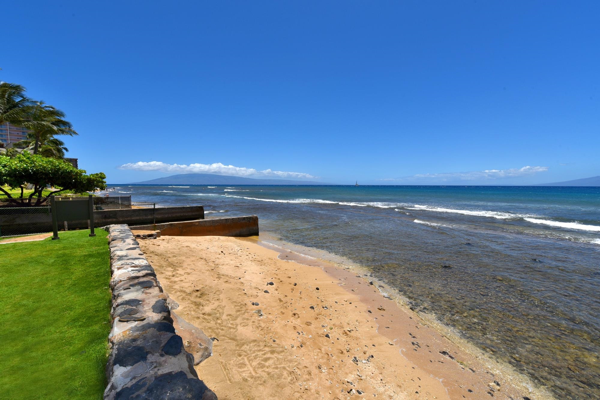 Papakea Resort I II condo # G407, Lahaina, Hawaii - photo 41 of 50