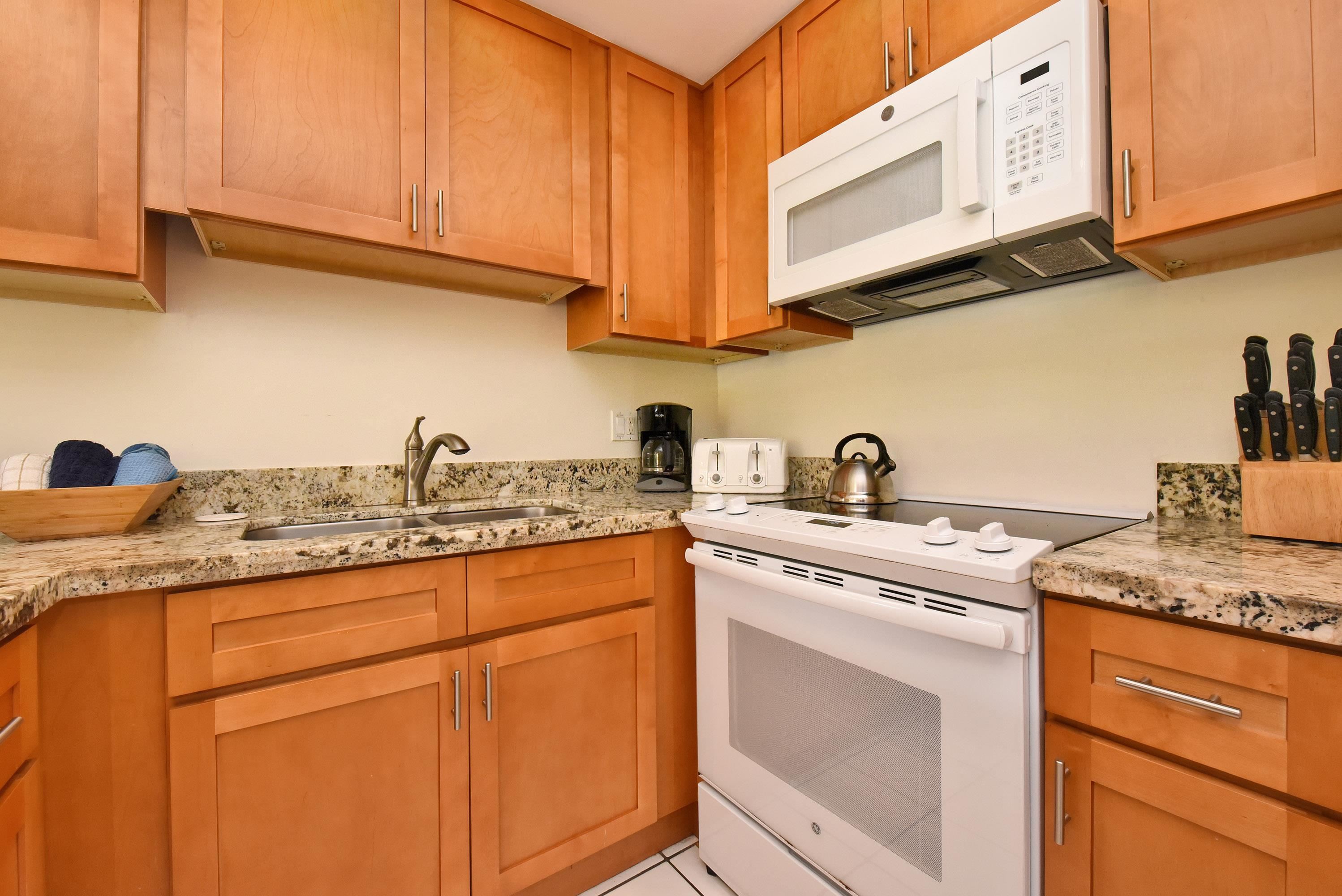 Papakea Resort I II condo # J105, Lahaina, Hawaii - photo 20 of 49