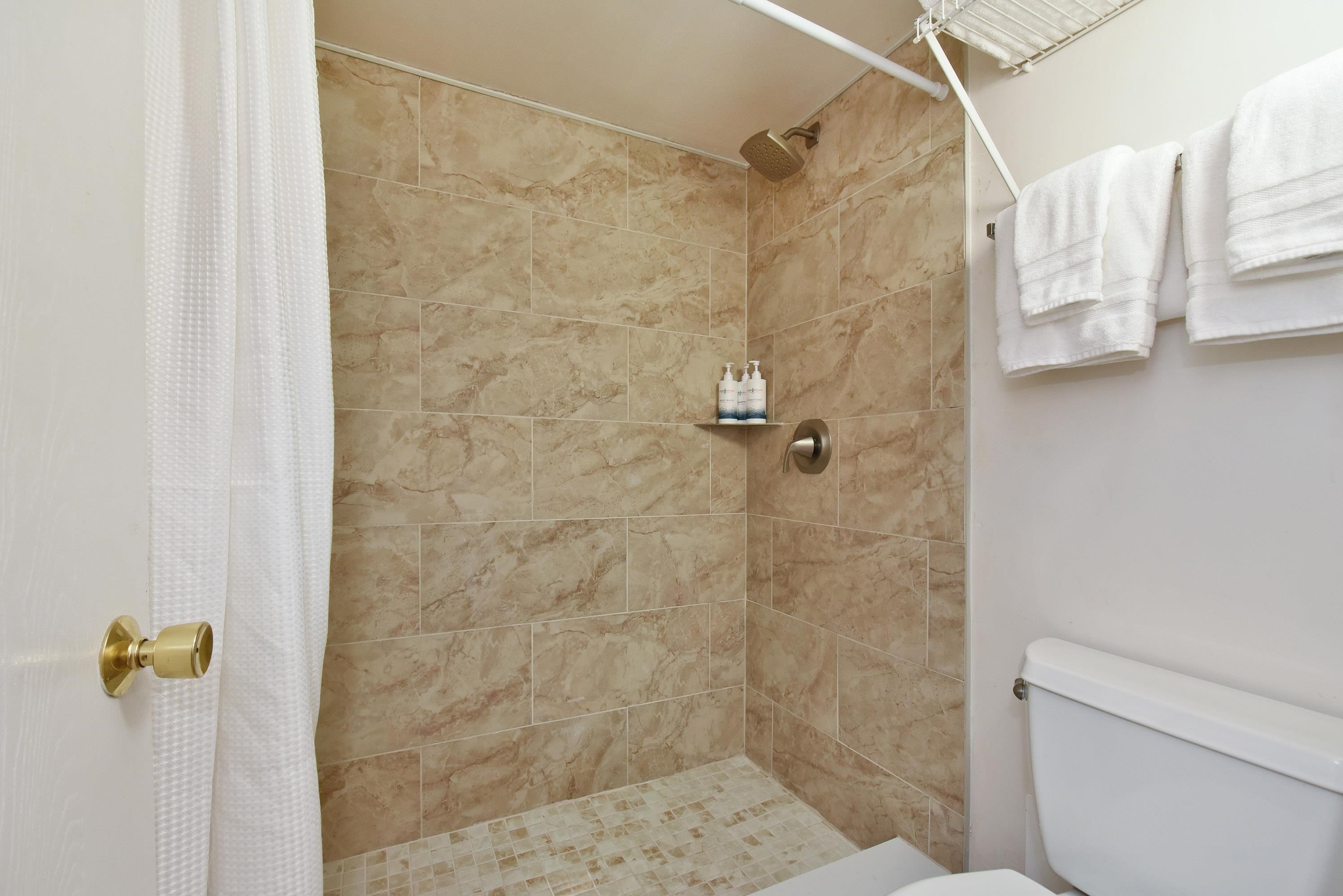 Papakea Resort I II condo # J105, Lahaina, Hawaii - photo 27 of 50