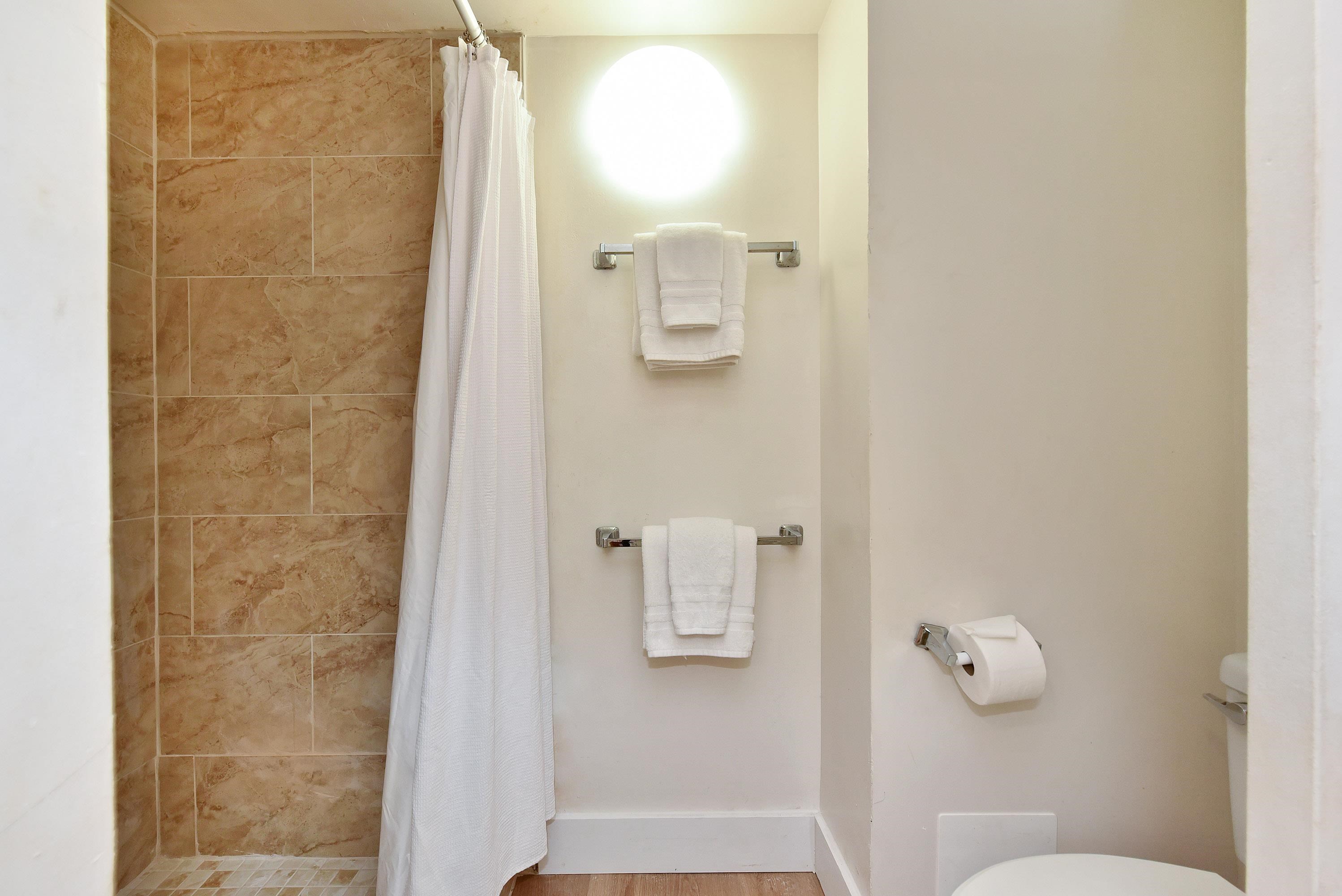 Papakea Resort I II condo # J105, Lahaina, Hawaii - photo 32 of 50