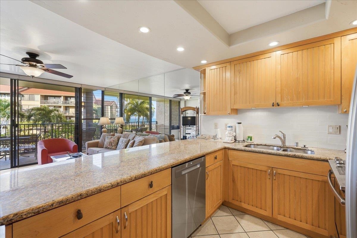 Papakea Resort I II condo # J203, Lahaina, Hawaii - photo 12 of 43