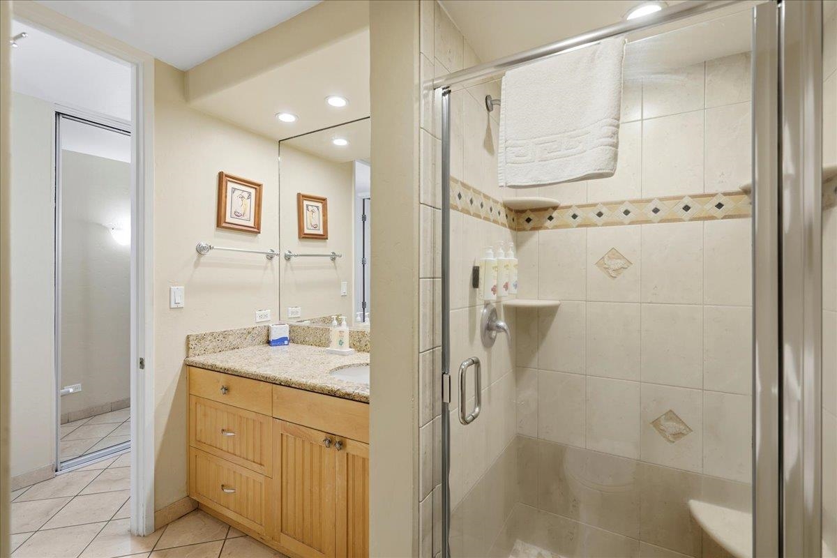 Papakea Resort I II condo # J203, Lahaina, Hawaii - photo 27 of 43