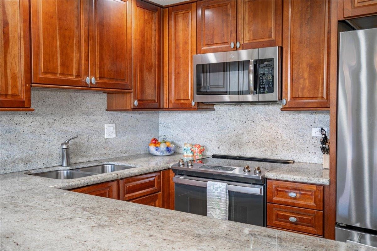 Papakea Resort I II condo # J302, Lahaina, Hawaii - photo 17 of 44