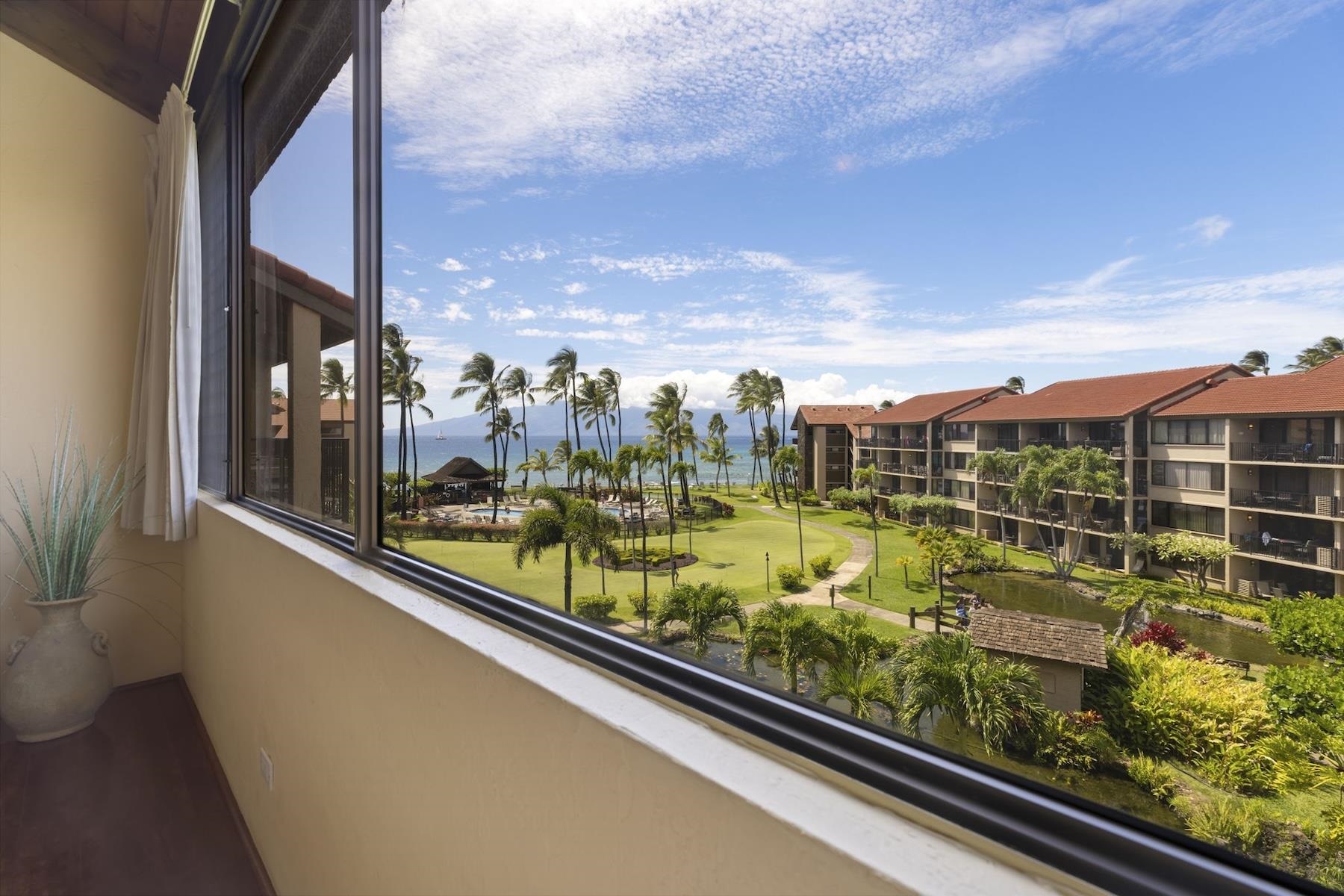 Papakea Resort I II condo # J404, Lahaina, Hawaii - photo 3 of 25