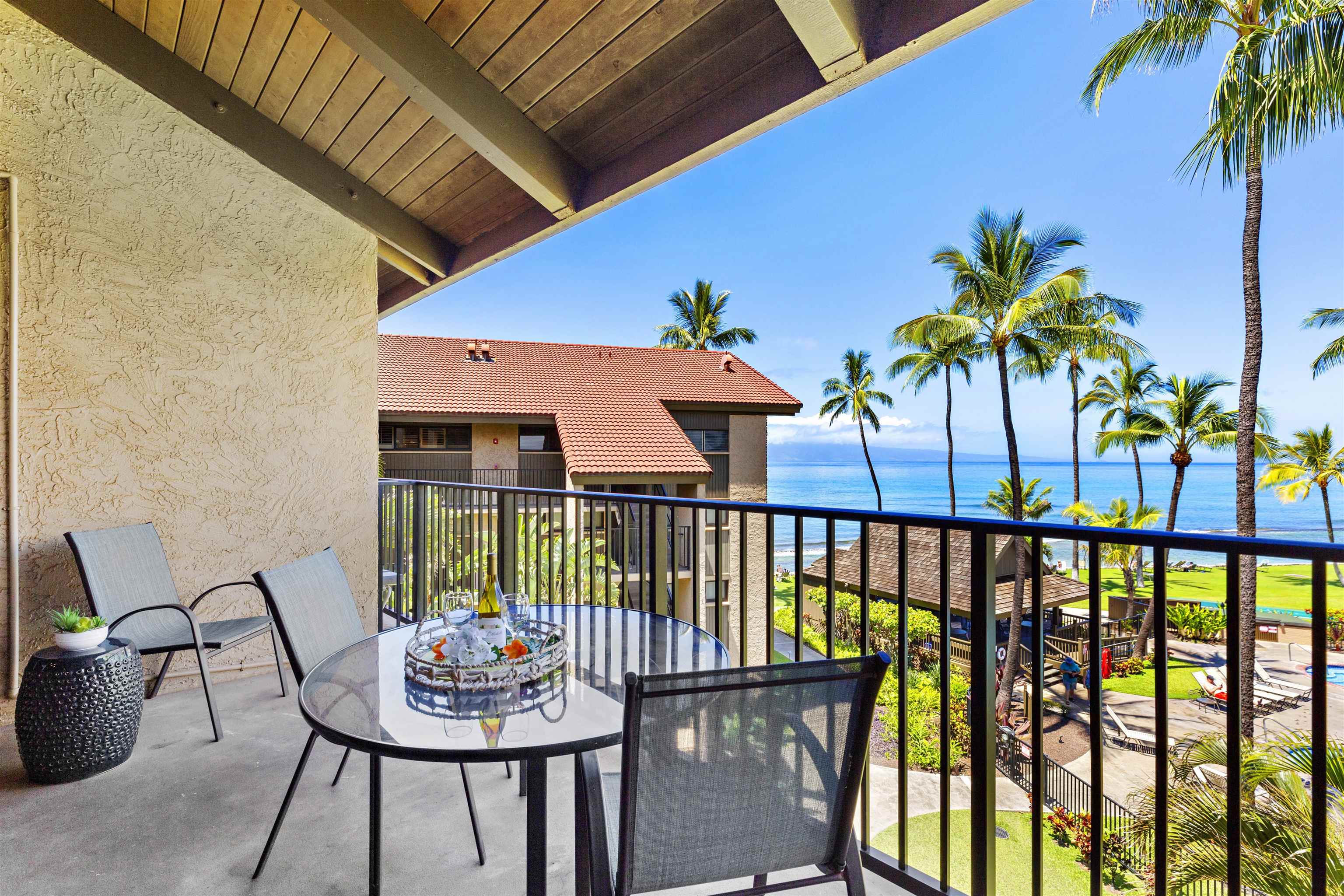 Papakea Resort I II condo # K402, Lahaina, Hawaii - photo 3 of 32