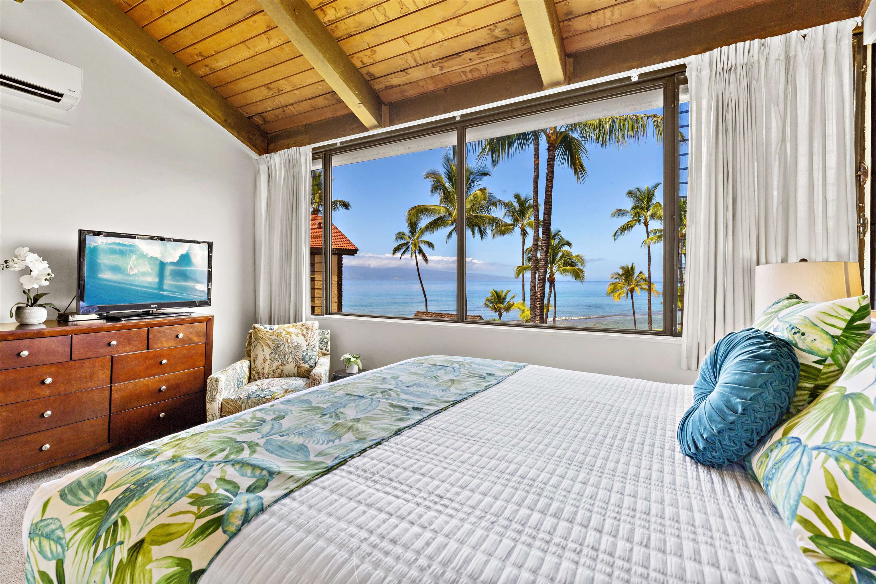 Papakea Resort I II condo # K402, Lahaina, Hawaii - photo 10 of 32