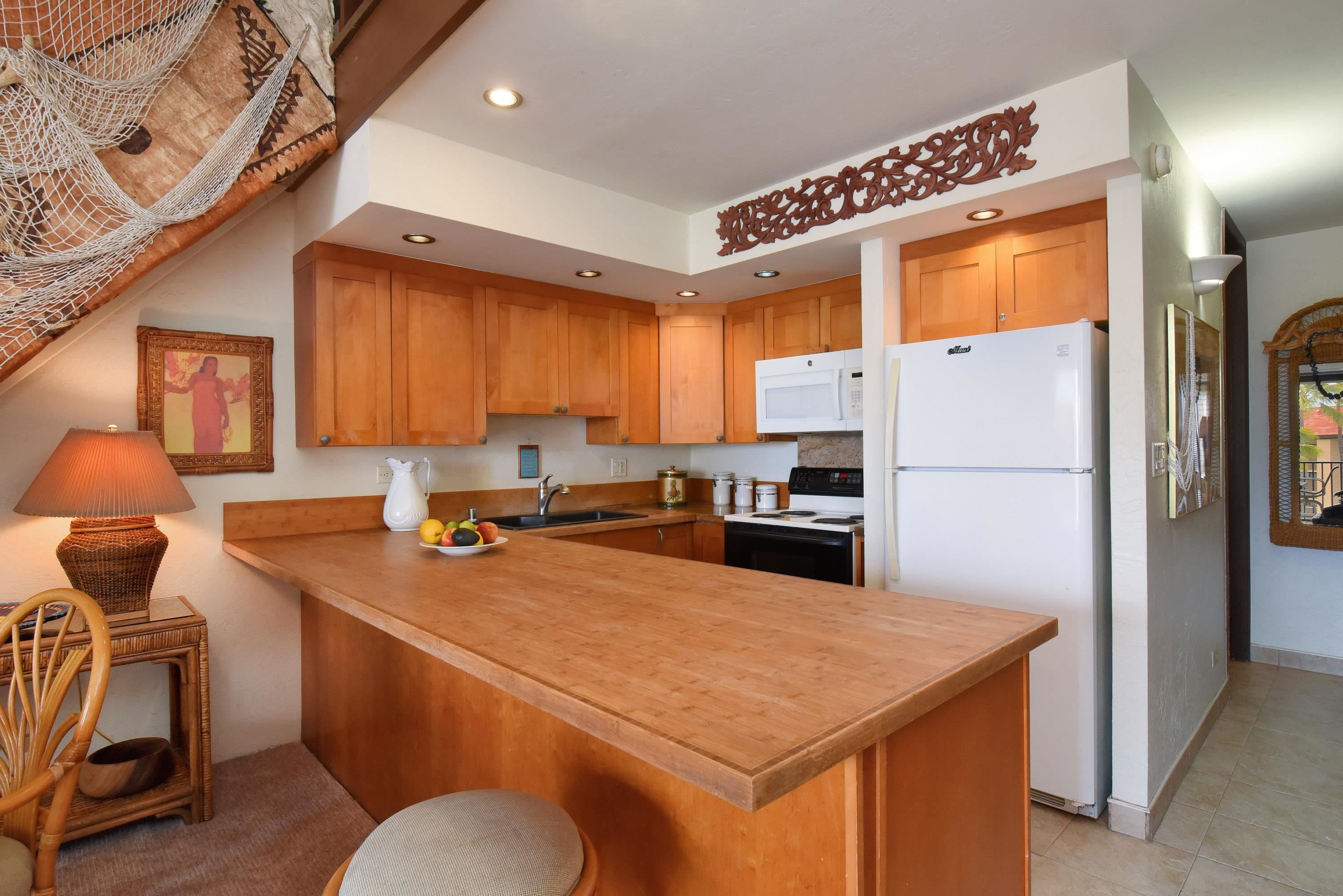 Papakea Resort I II condo # K405, Lahaina, Hawaii - photo 7 of 50