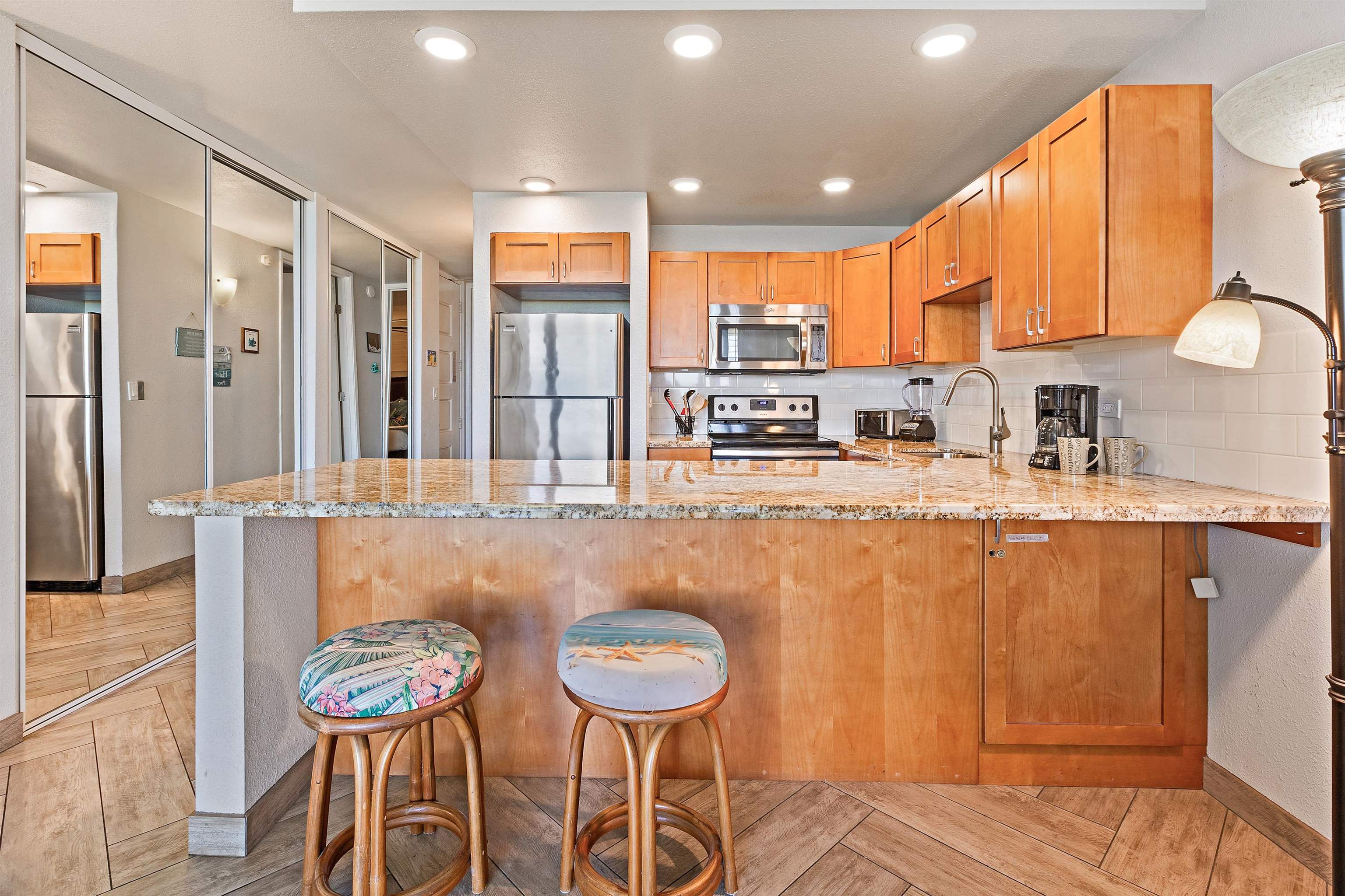 Papakea Resort I II condo # L104, Lahaina, Hawaii - photo 16 of 41