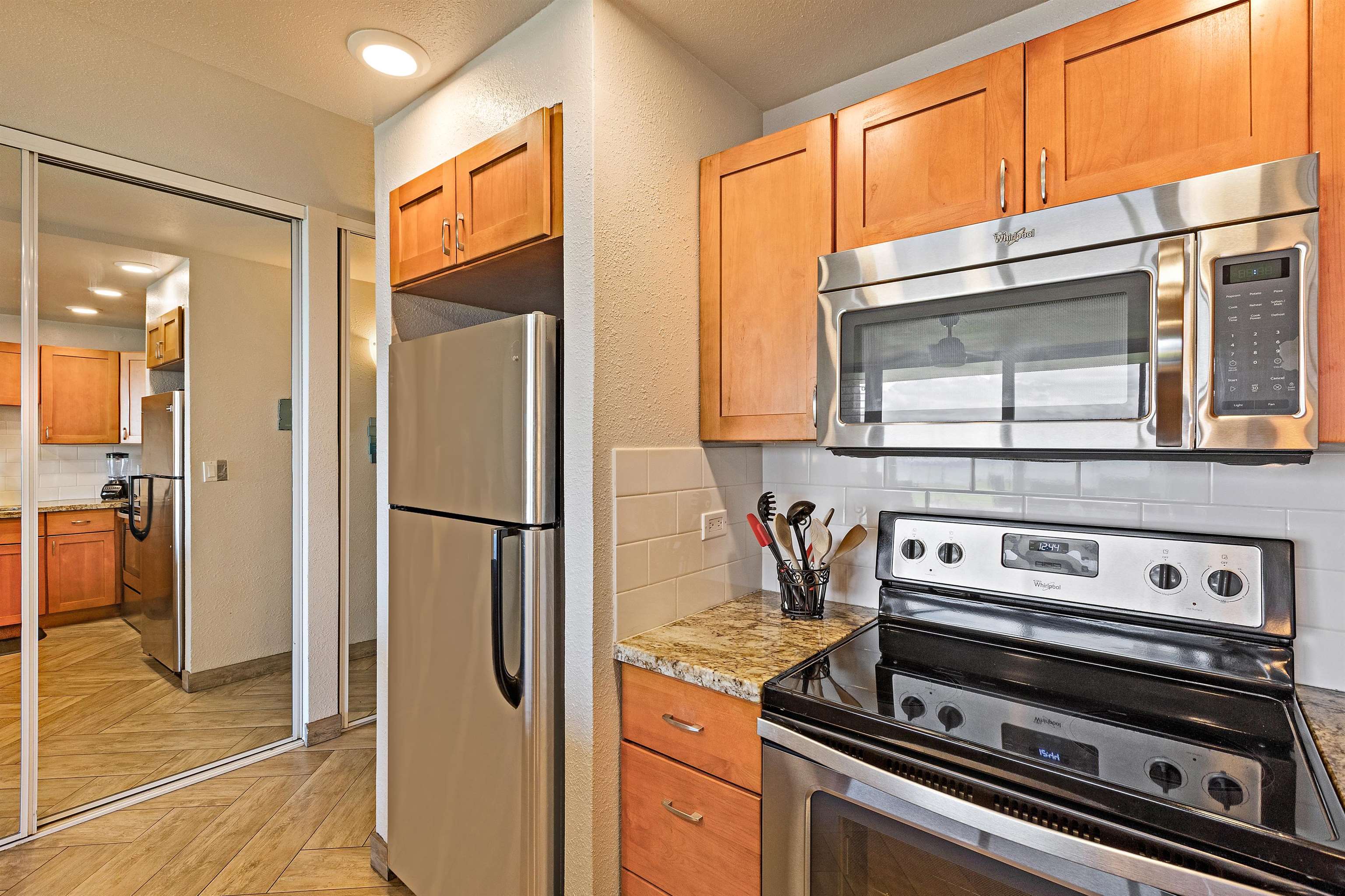 Papakea Resort I II condo # L104, Lahaina, Hawaii - photo 18 of 41