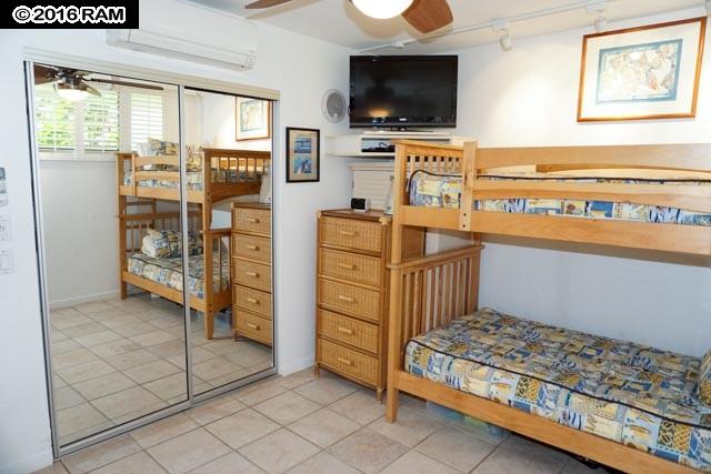 Papakea Resort I II condo # L-106, Lahaina, Hawaii - photo 13 of 18