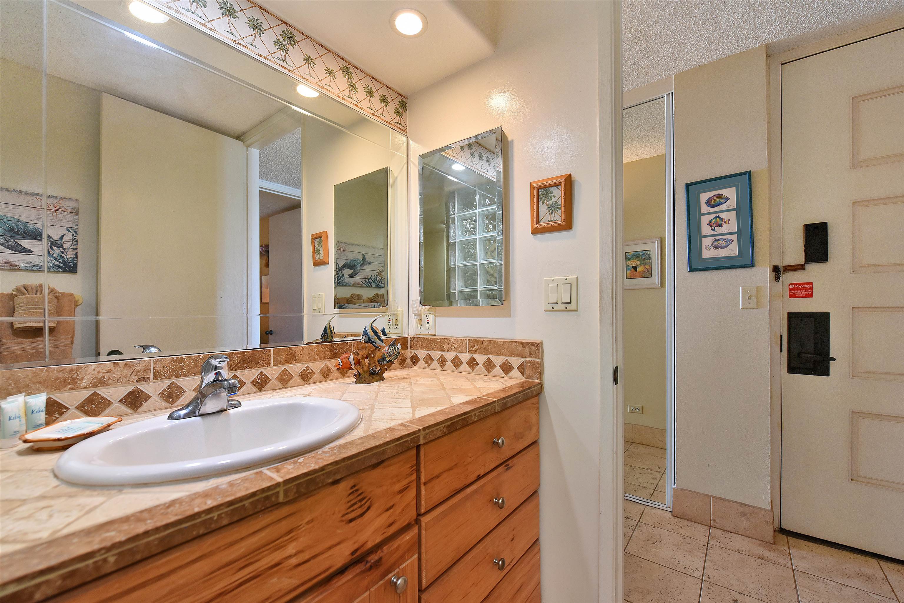 Papakea Resort I II condo # L204, Lahaina, Hawaii - photo 13 of 43