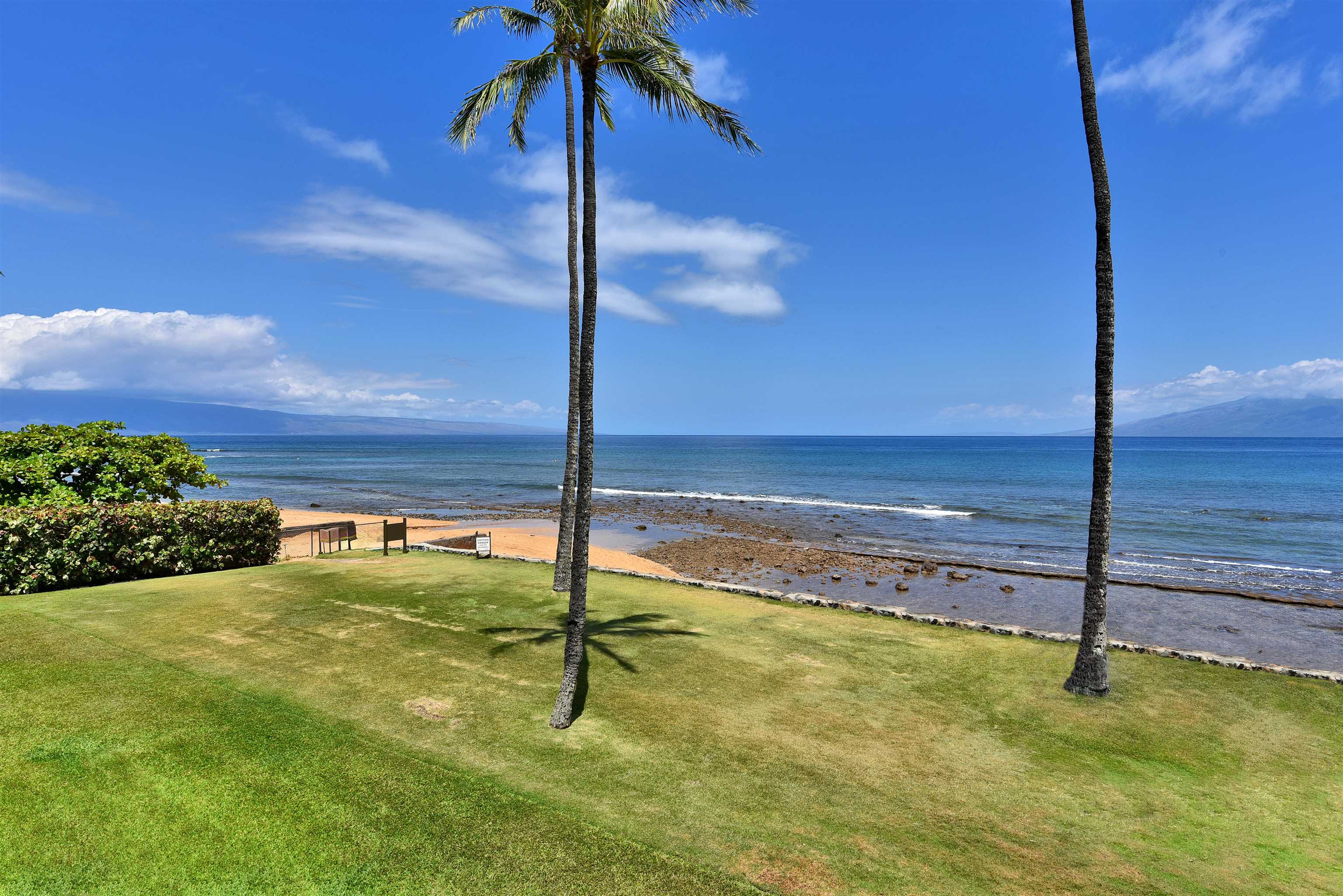 Papakea Resort I II condo # L204, Lahaina, Hawaii - photo 25 of 43
