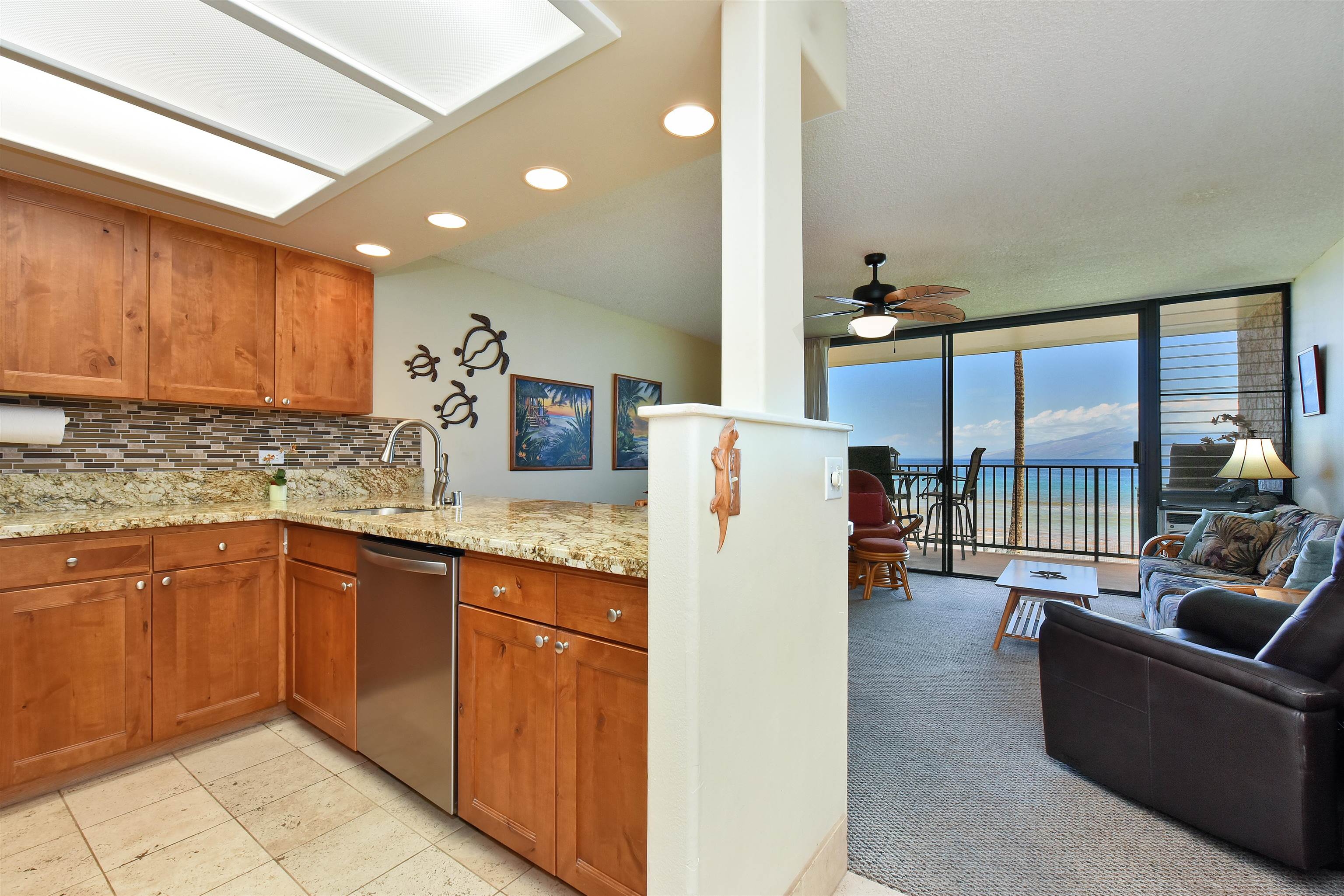 Papakea Resort I II condo # L204, Lahaina, Hawaii - photo 6 of 43