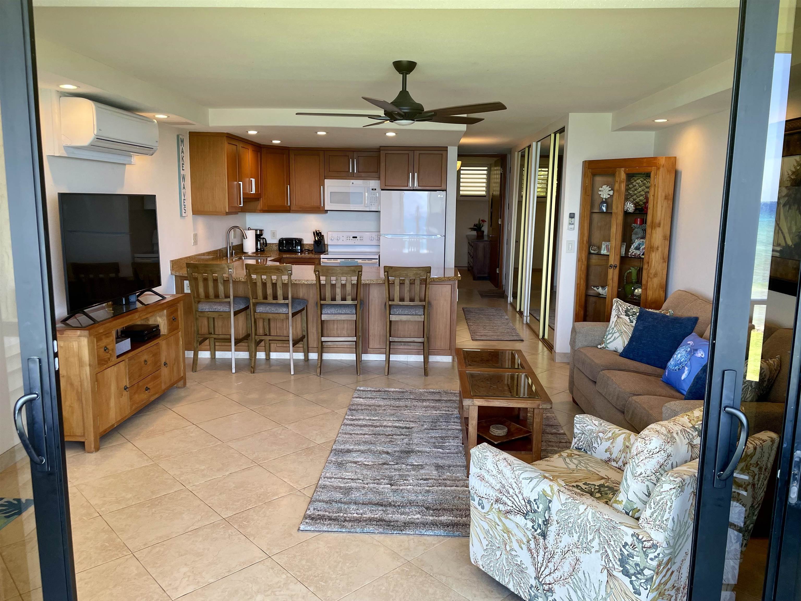 Papakea Resort I II condo # L205, Lahaina, Hawaii - photo 2 of 21