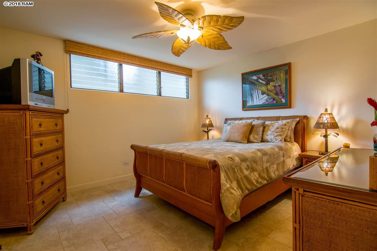 Papakea Resort I II condo # L-206, Lahaina, Hawaii - photo 19 of 30