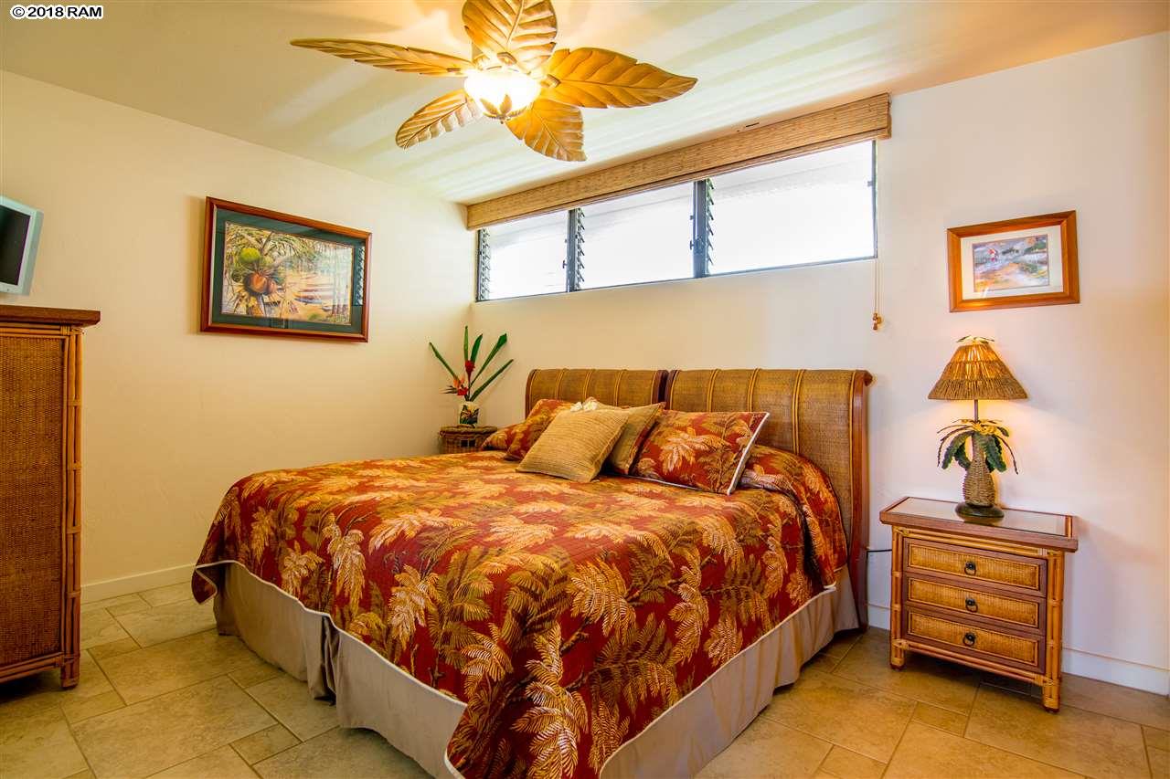 Papakea Resort I II condo # L-206, Lahaina, Hawaii - photo 23 of 30