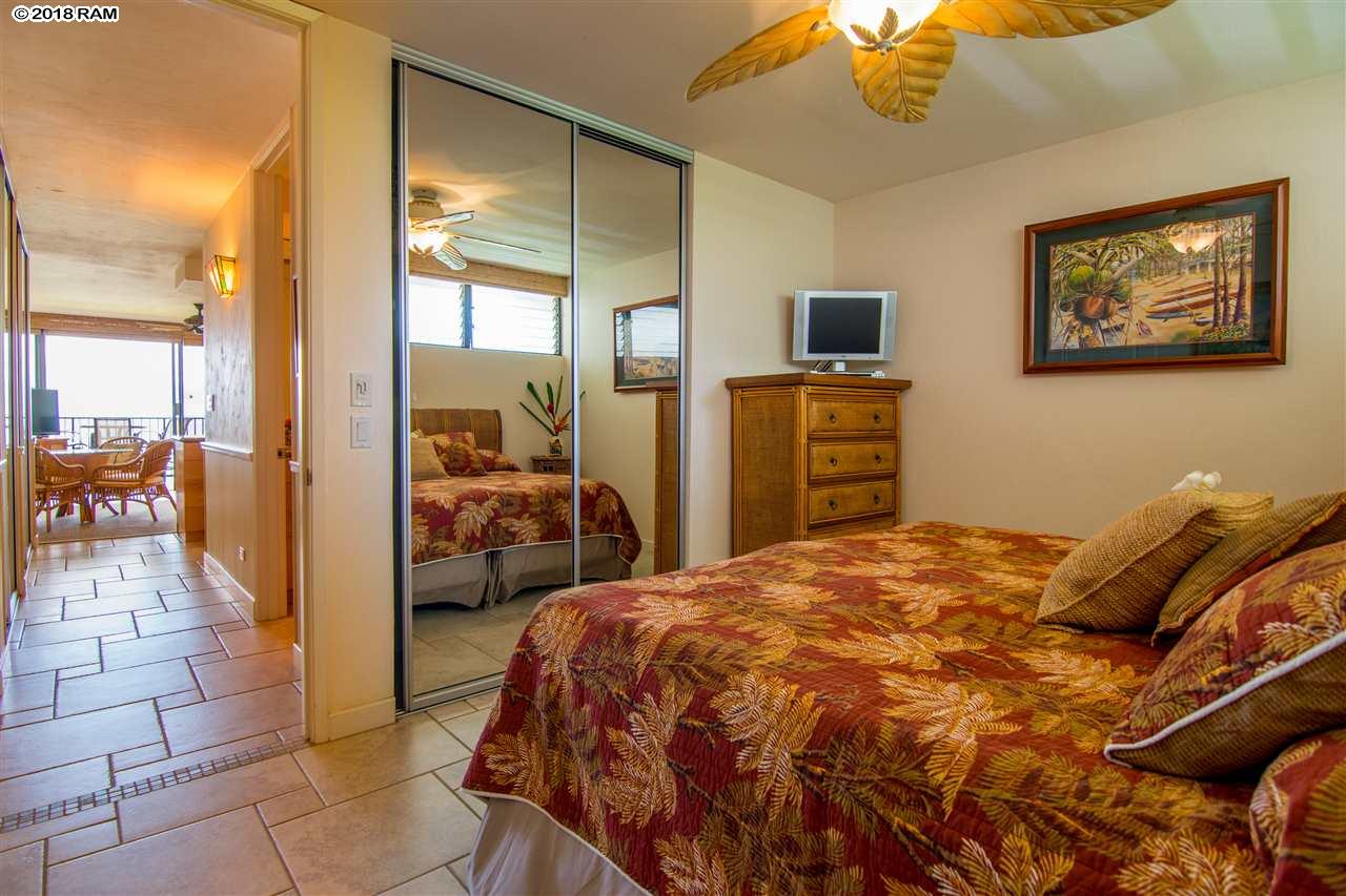 Papakea Resort I II condo # L-206, Lahaina, Hawaii - photo 25 of 30