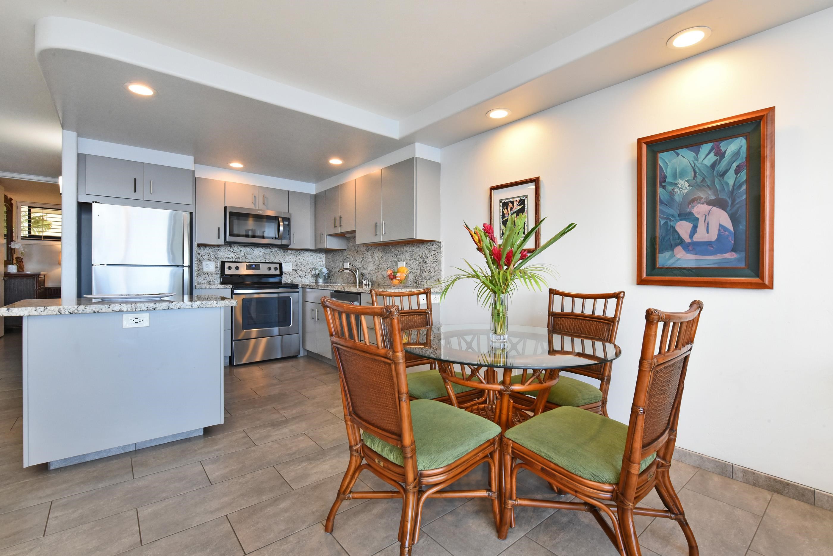 Papakea Resort I II condo # L304, Lahaina, Hawaii - photo 16 of 50