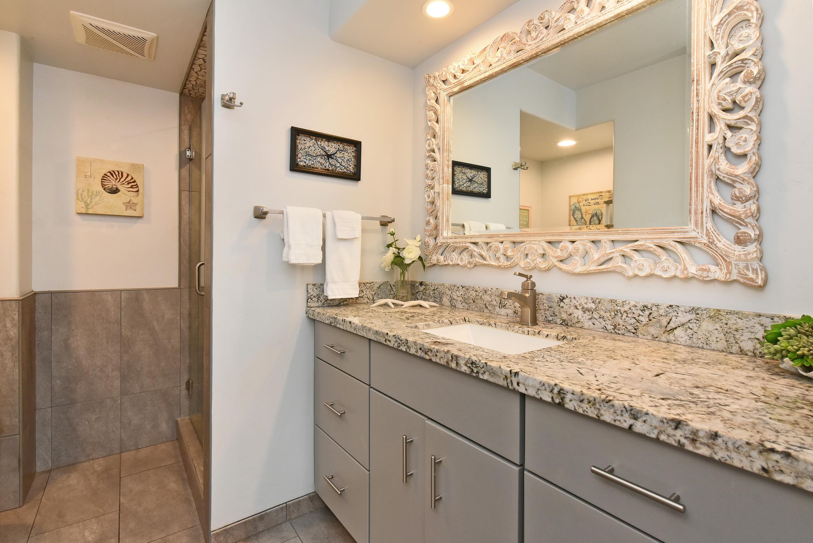 Papakea Resort I II condo # L304, Lahaina, Hawaii - photo 26 of 50