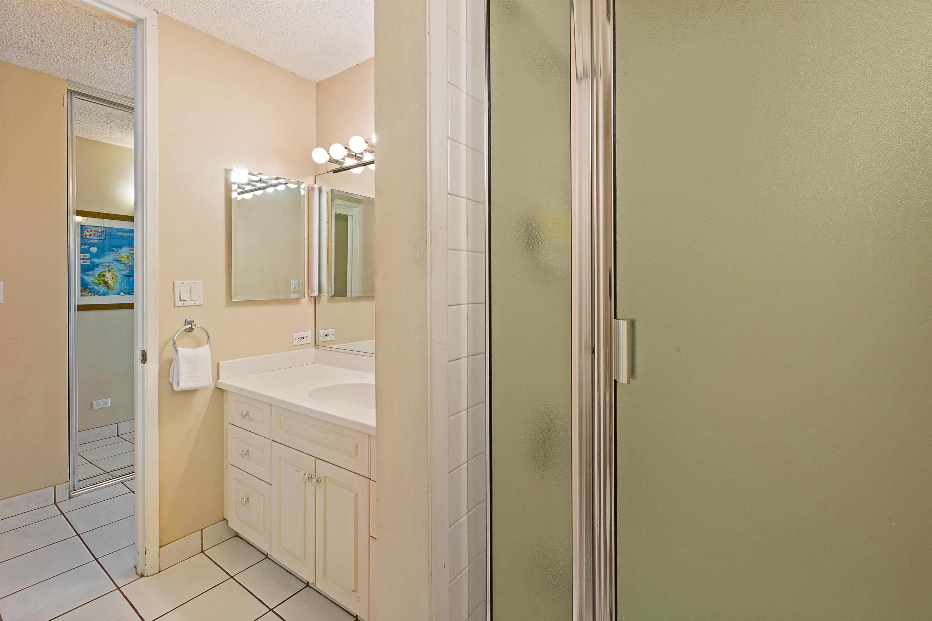 Papakea Resort I II condo # L-306, Lahaina, Hawaii - photo 20 of 46