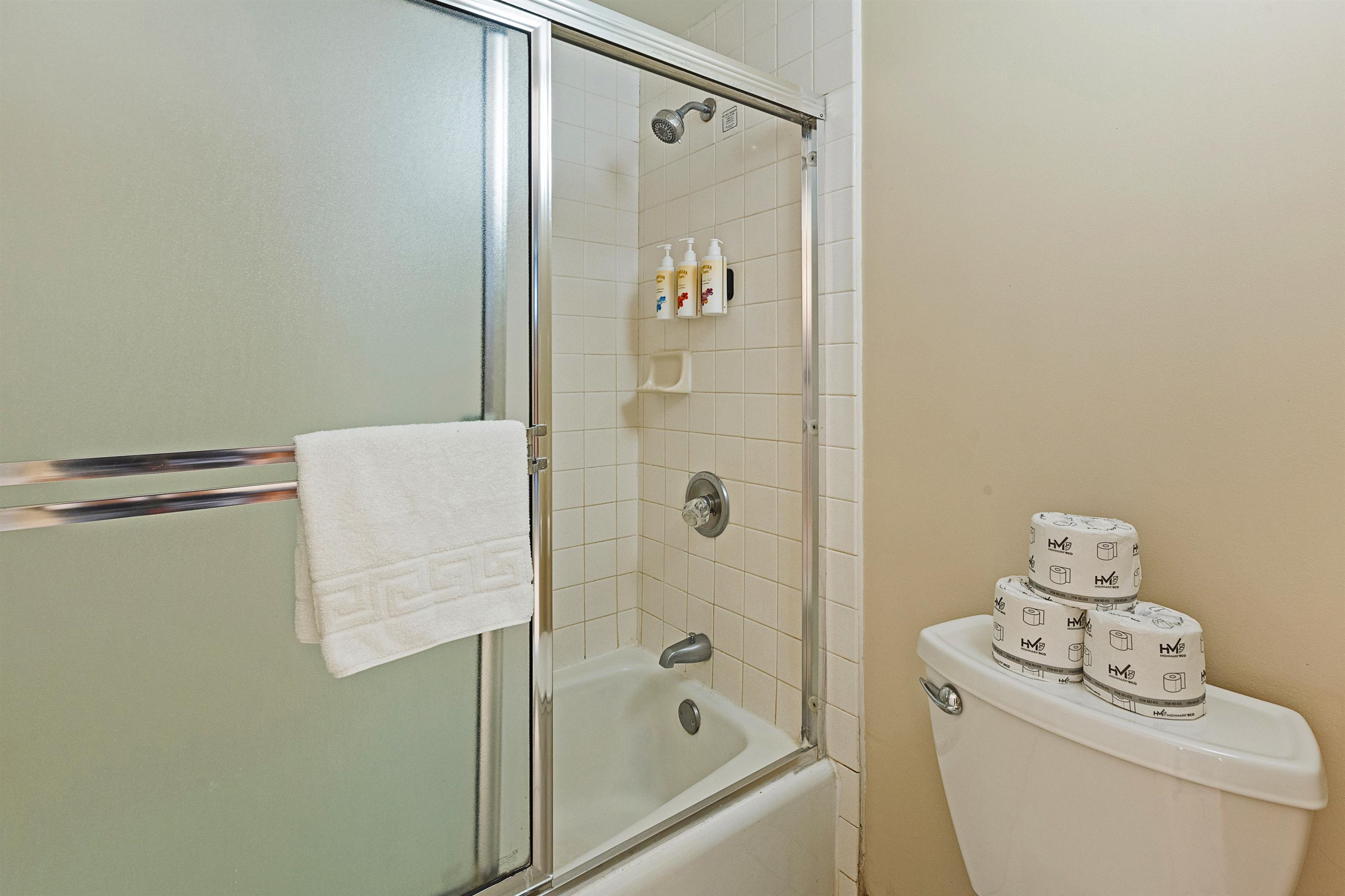 Papakea Resort I II condo # L-306, Lahaina, Hawaii - photo 31 of 46