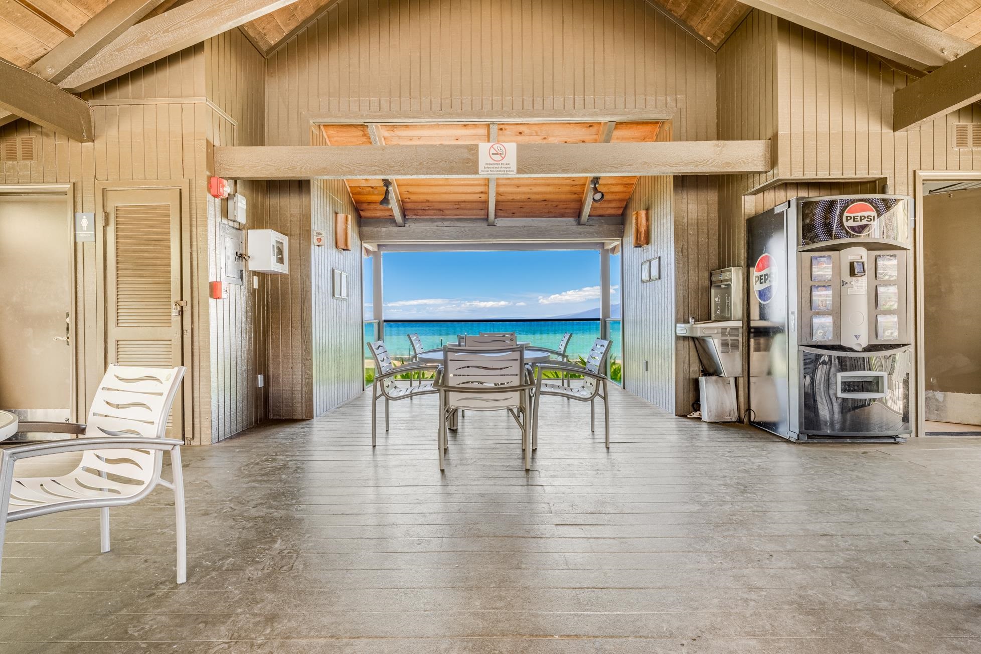 Papakea Resort I II condo # D309, Lahaina, Hawaii - photo 20 of 34