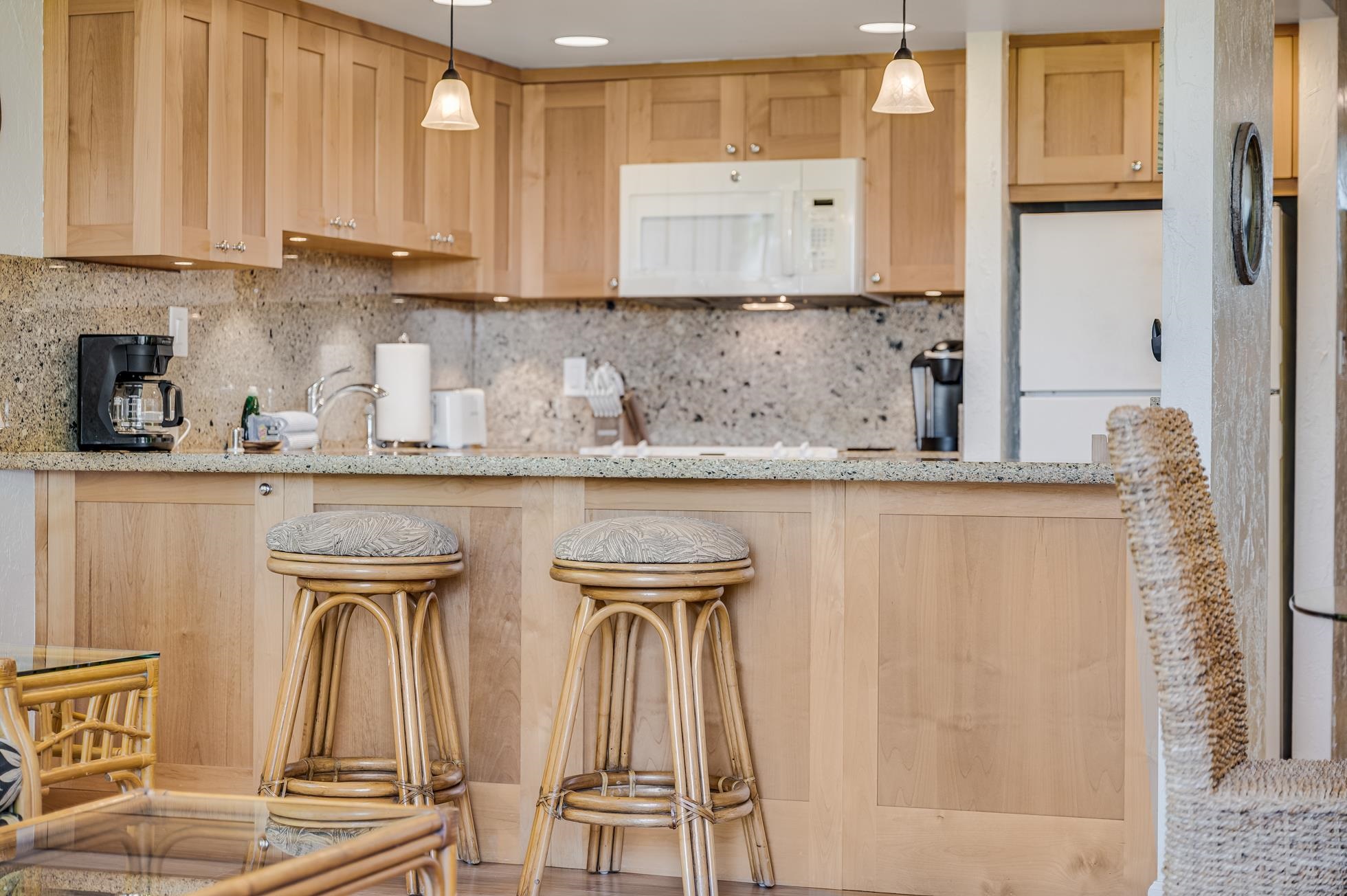 Papakea Resort I II condo # D309, Lahaina, Hawaii - photo 7 of 34