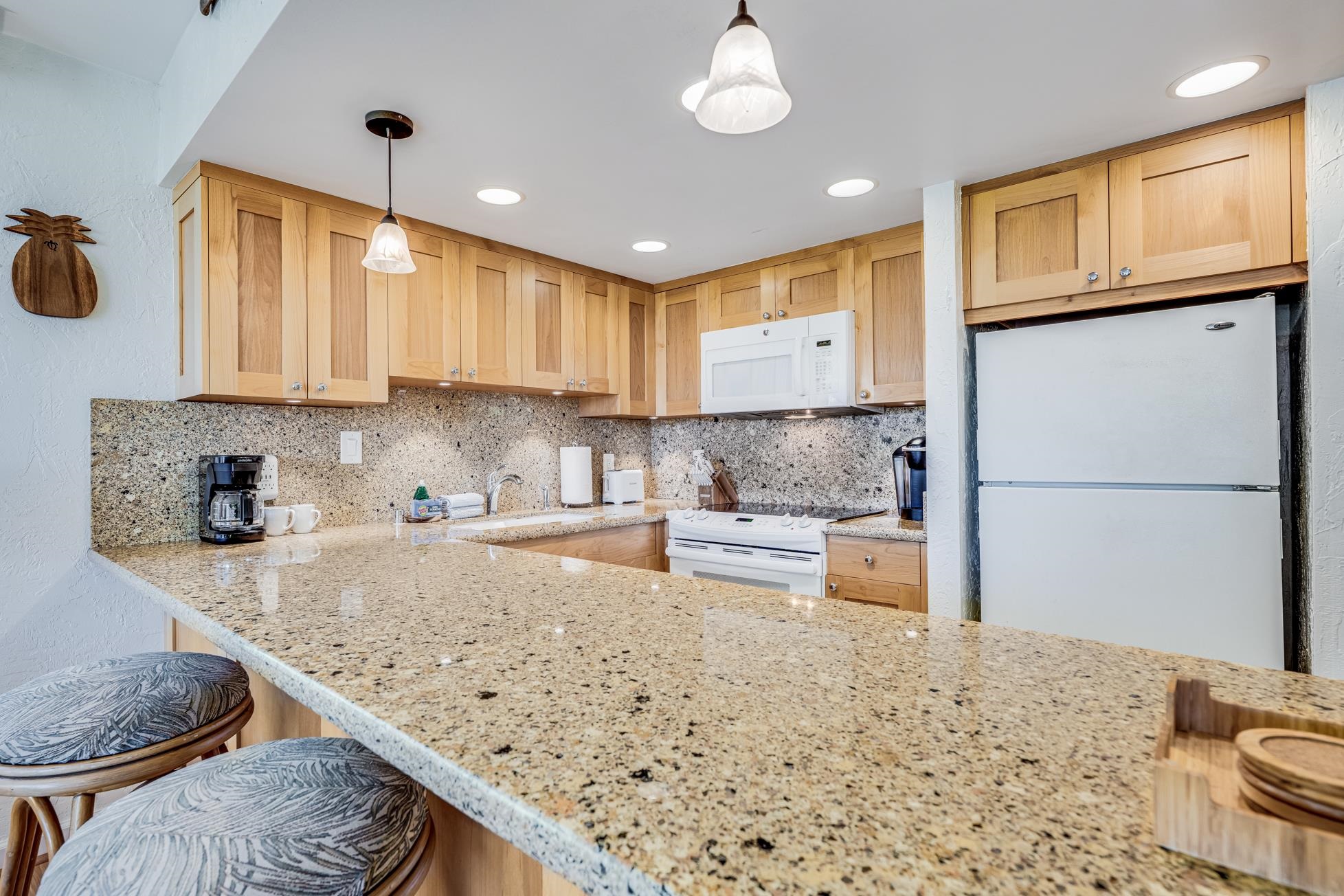 Papakea Resort I II condo # D309, Lahaina, Hawaii - photo 9 of 34