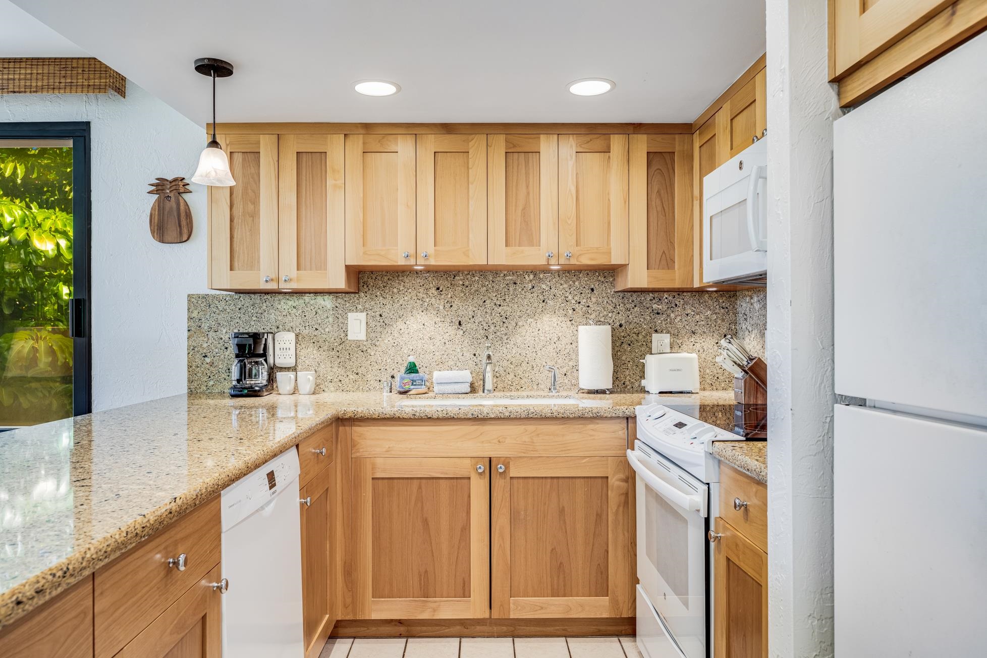 Papakea Resort I II condo # D309, Lahaina, Hawaii - photo 10 of 34