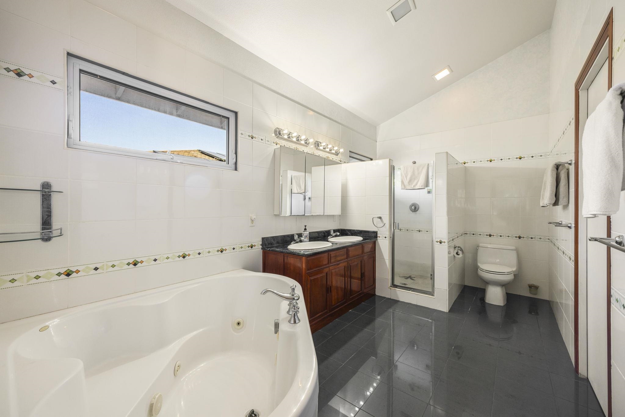 355  Kamalei Cir Islands At Maui Lani, Kahului home - photo 10 of 10