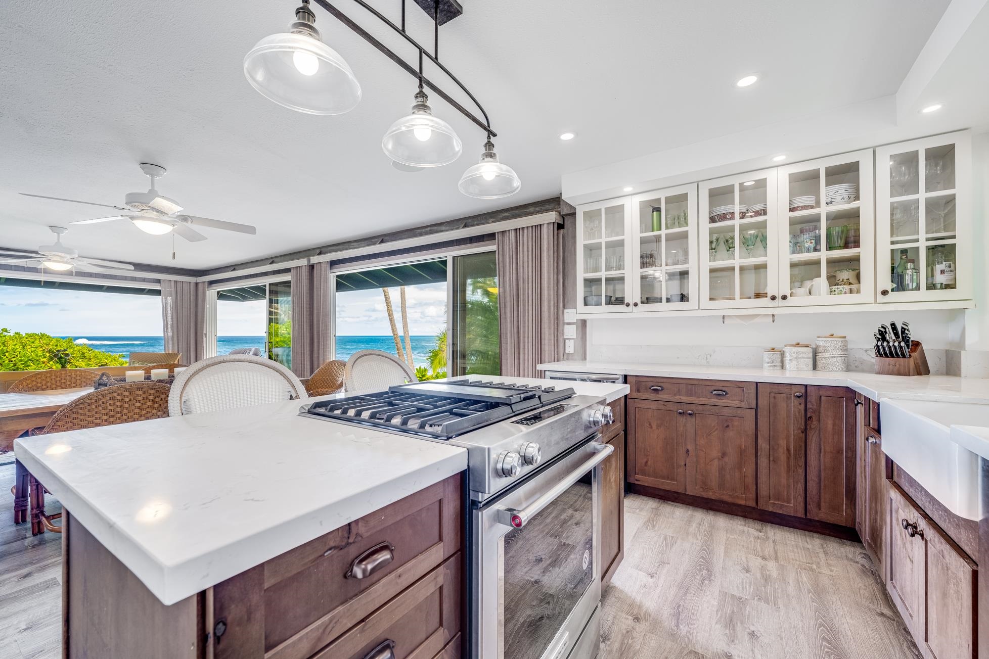 355  Wailua Rd Wailua-ke'anae, Hana home - photo 5 of 50