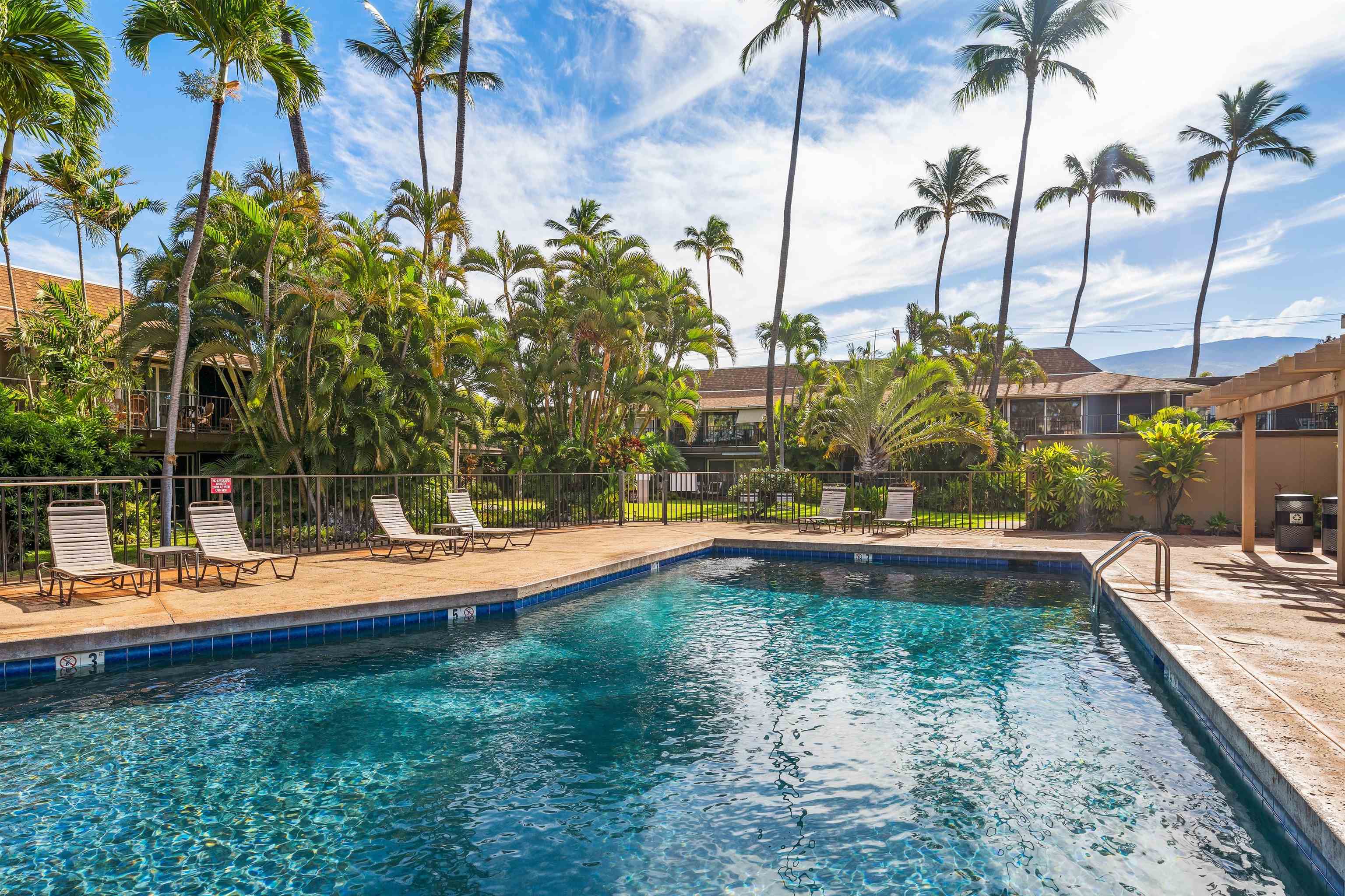 Maui Sands I condo # 1F, Lahaina, Hawaii - photo 12 of 32