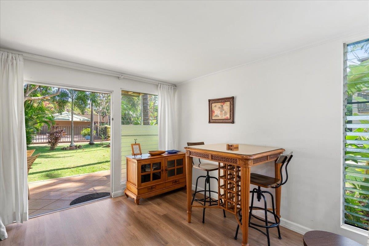 Maui Sands I condo # 2A, Lahaina, Hawaii - photo 12 of 32