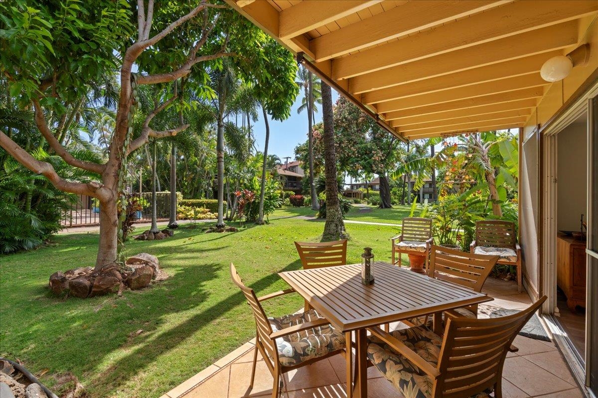 Maui Sands I condo # 2A, Lahaina, Hawaii - photo 20 of 32