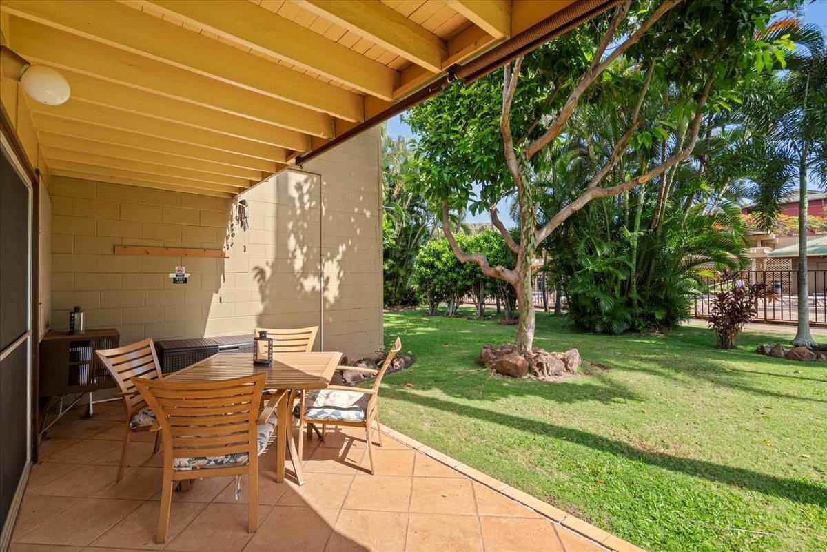 Maui Sands I condo # 2A, Lahaina, Hawaii - photo 21 of 32