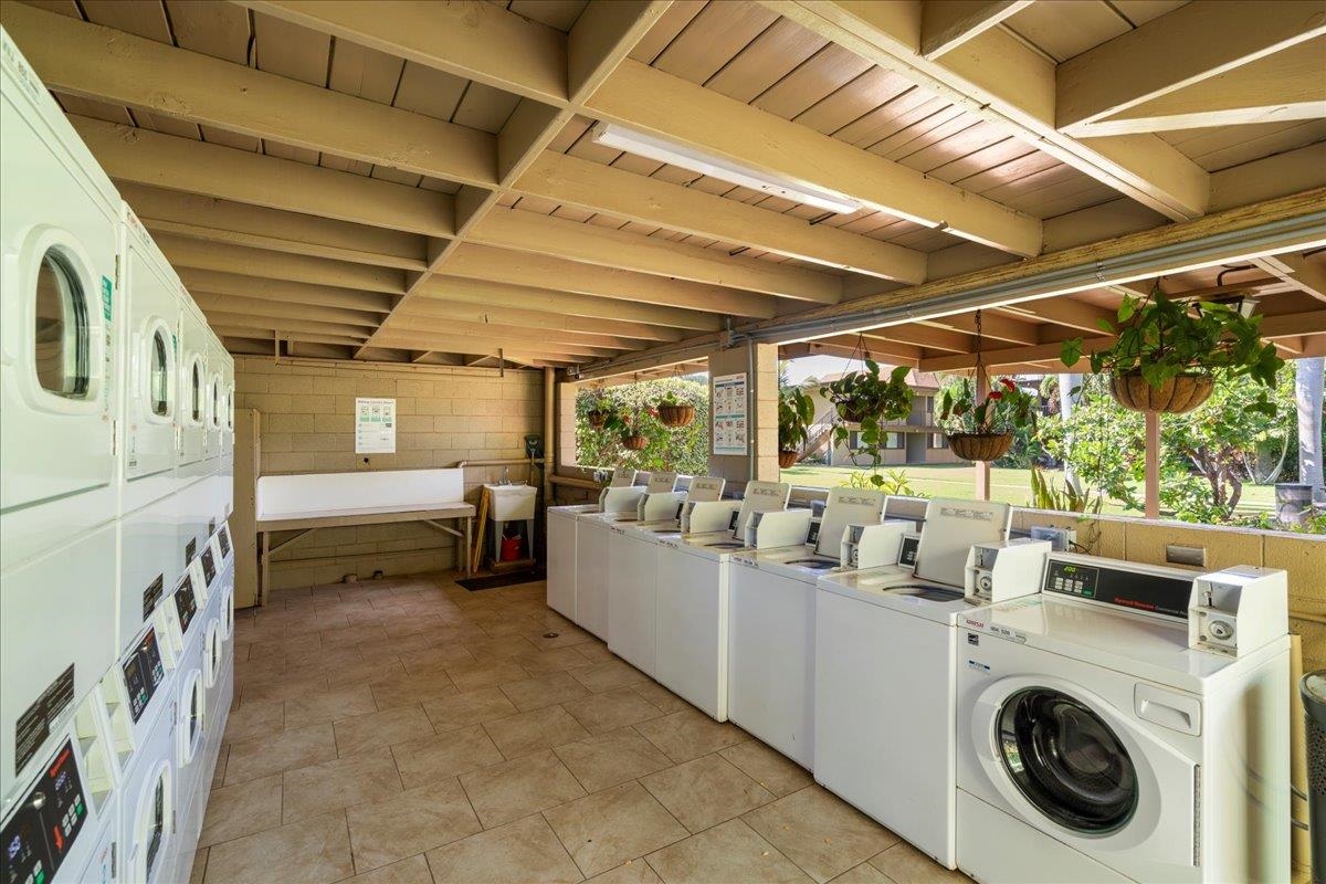 Maui Sands I condo # 2A, Lahaina, Hawaii - photo 26 of 32