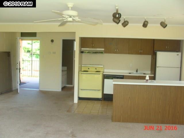 Maui Sands I condo # 2H, Lahaina, Hawaii - photo 3 of 15